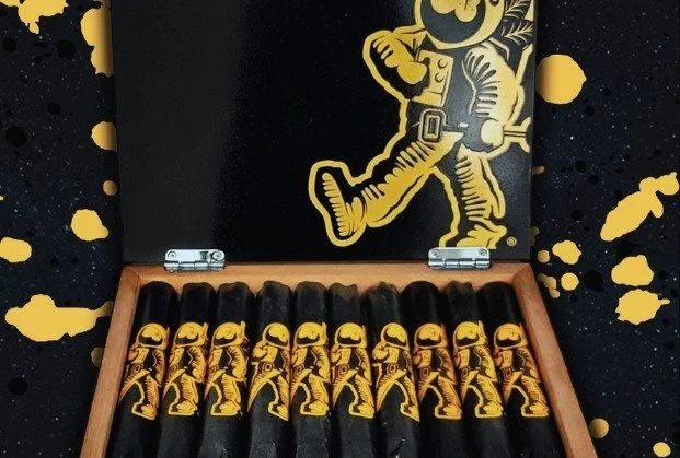 Johnny-Tobacconaut-Cigars-3.jpg