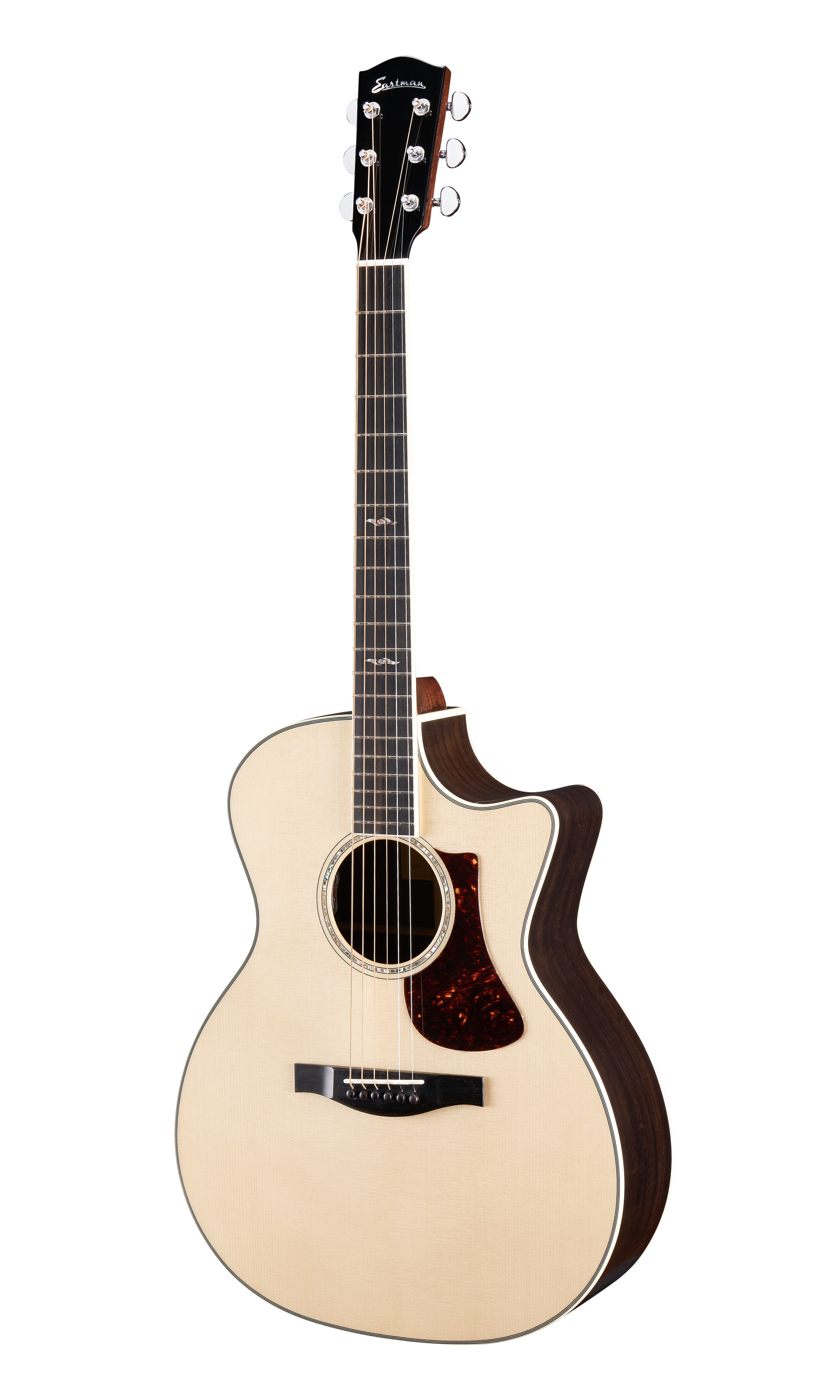 Eastman_Guitar_AC422CE-AE_GrandAuditorium_Front_0322.png