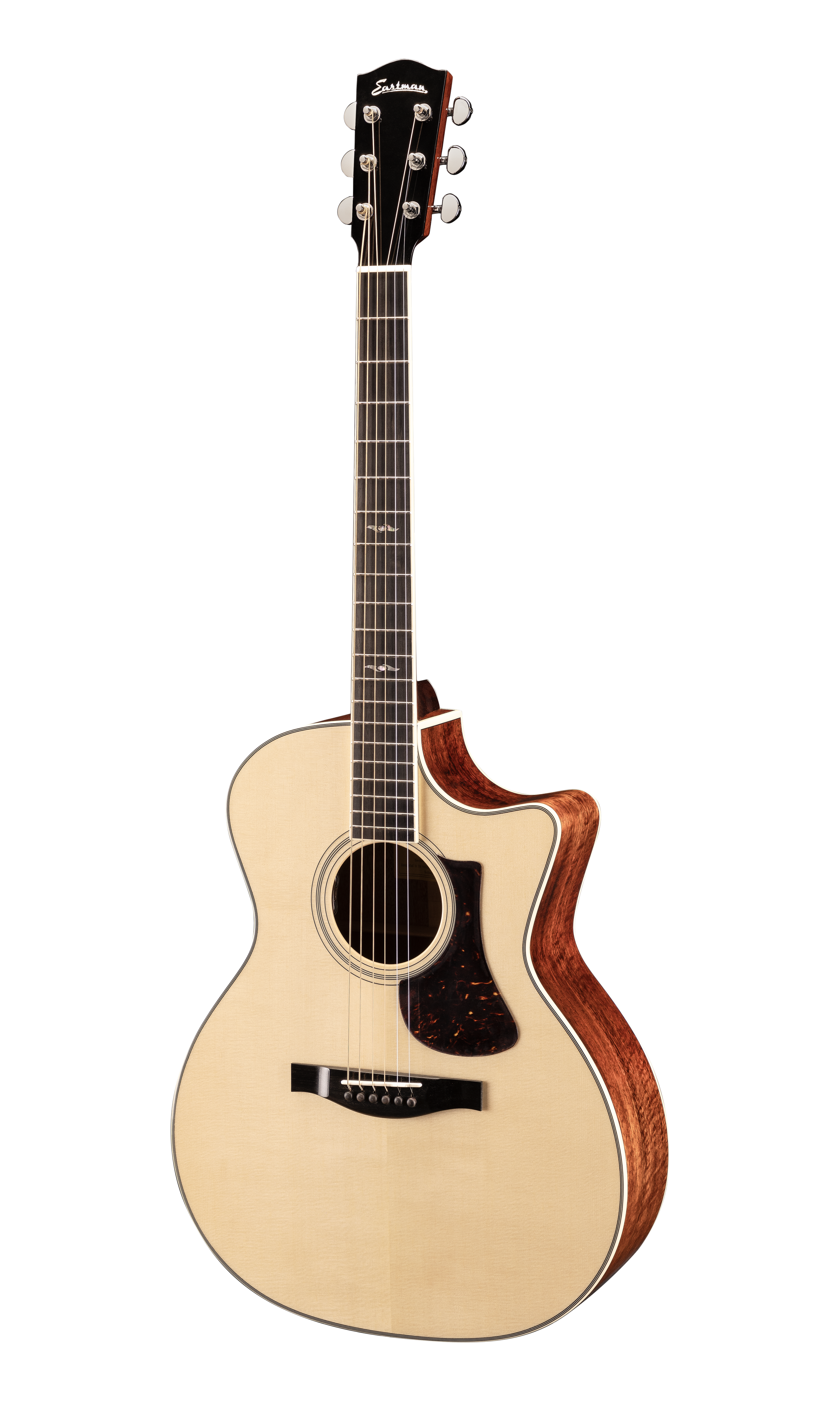 Eastman_Guitar_AC322CE_GrandAuditorium_Front_0623.png