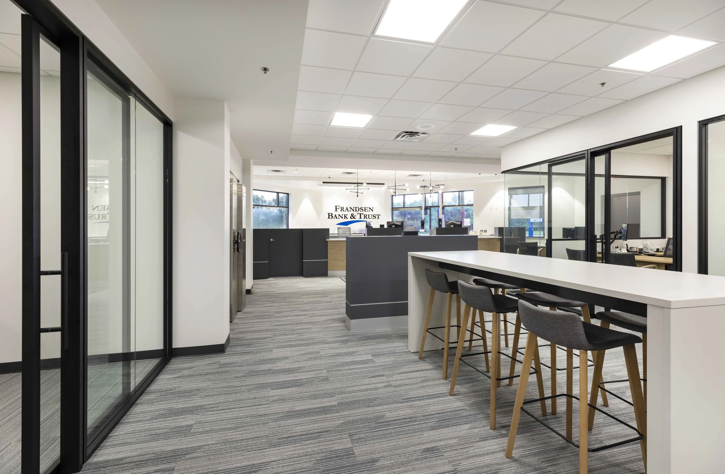 Frandsen Bank Rosemount Lo-Res-9132.jpg