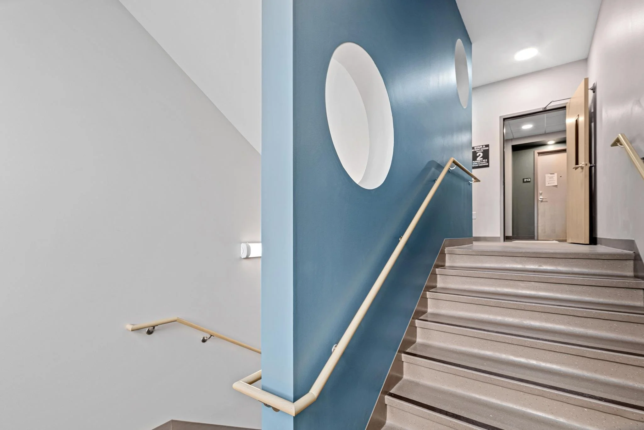 Prairie Pointe Apartments-2.jpg