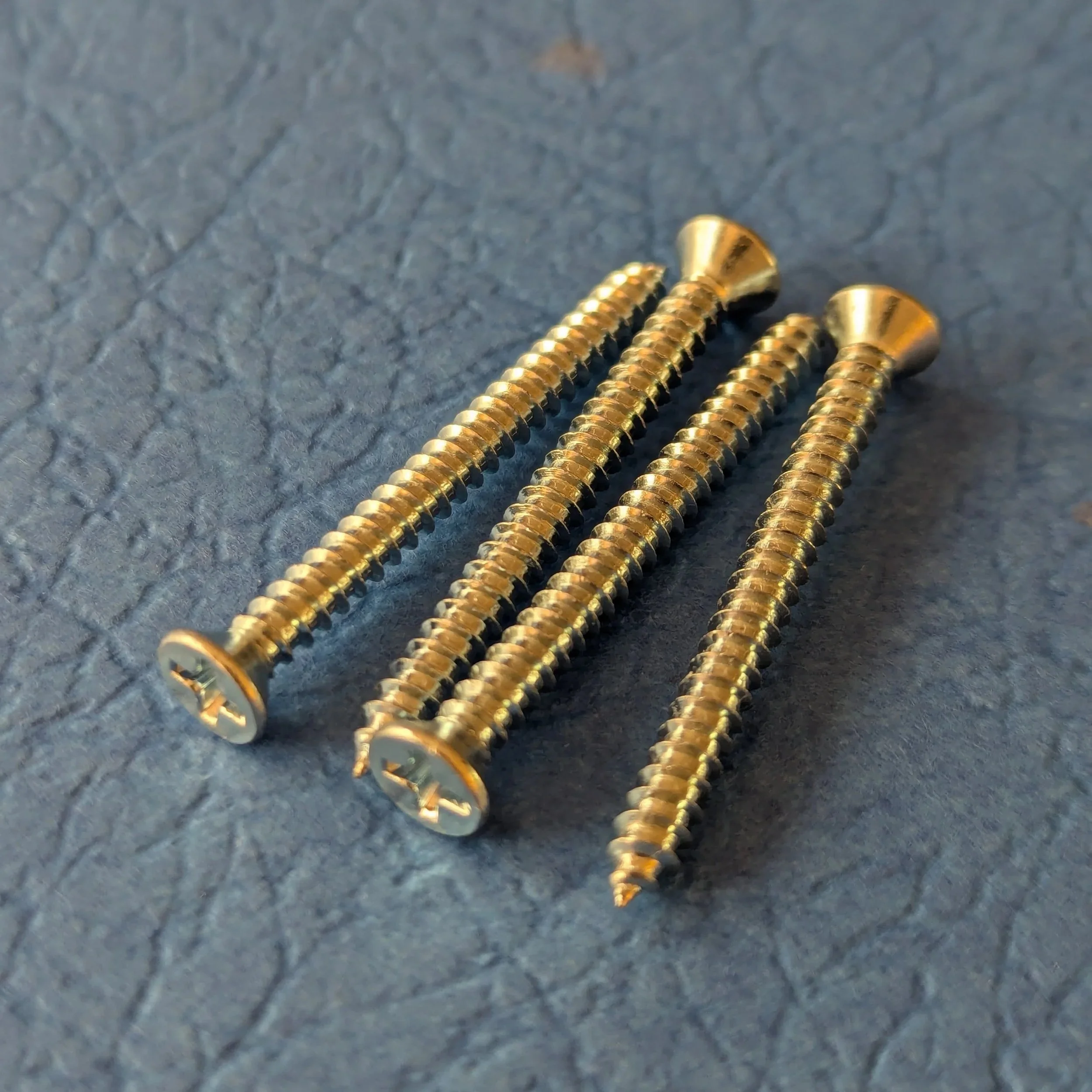 Screws-2.jpg