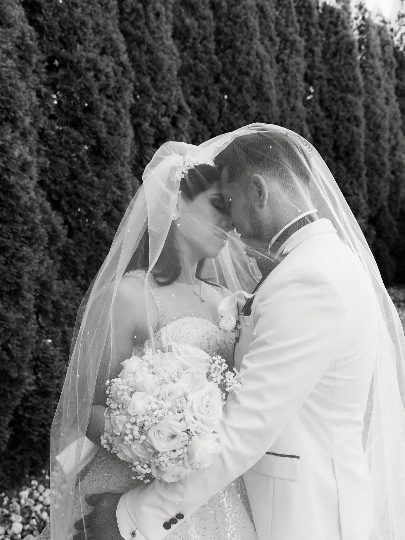A day full of love, laughter, and endless kisses. Oh and an amazing veil! 😍😍