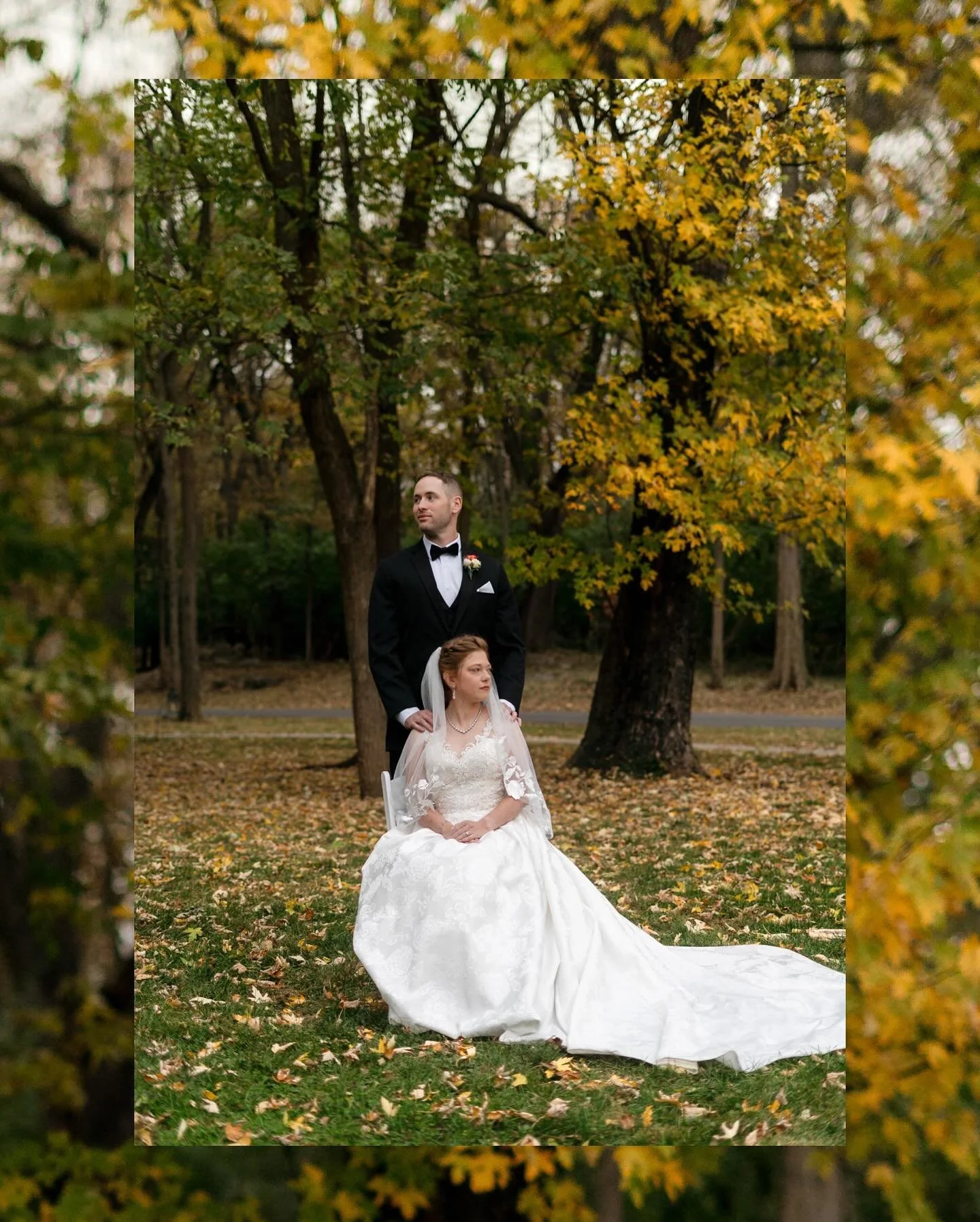 Sneak peeks for Selena and Alec. This was hands down one of my favorite first looks to capture. So much emotion and love. Everyone was crying. 🥹🥹😭😭