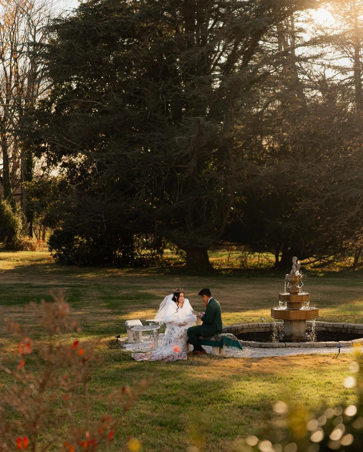 Sneak peeks for Alvaro and Beatriz! Loved this elegant winter wedding.