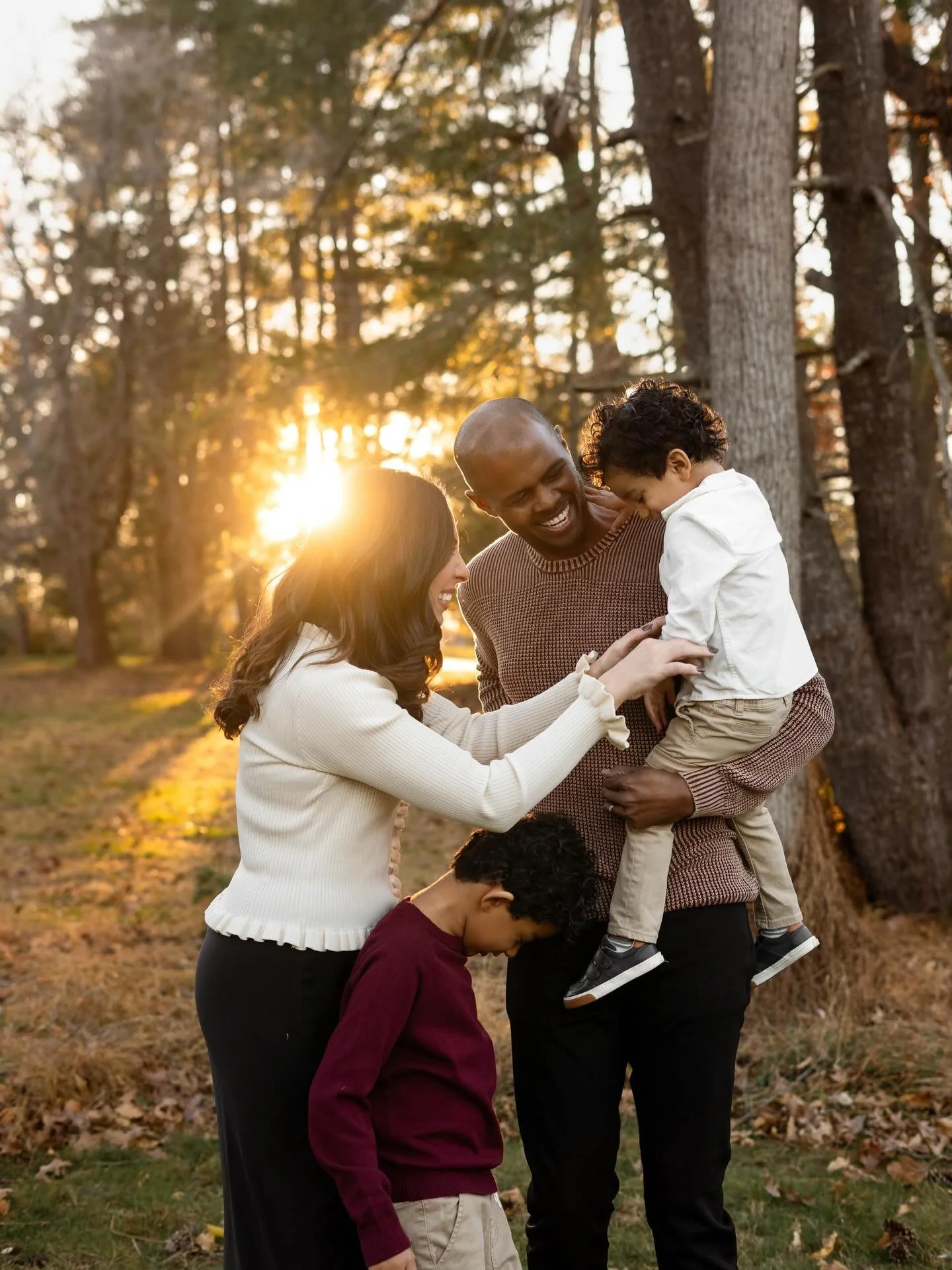 Family session for Nikki ❤️ So grateful for the clients that continue to trust me and being able to see their kids grow each year. 🥹