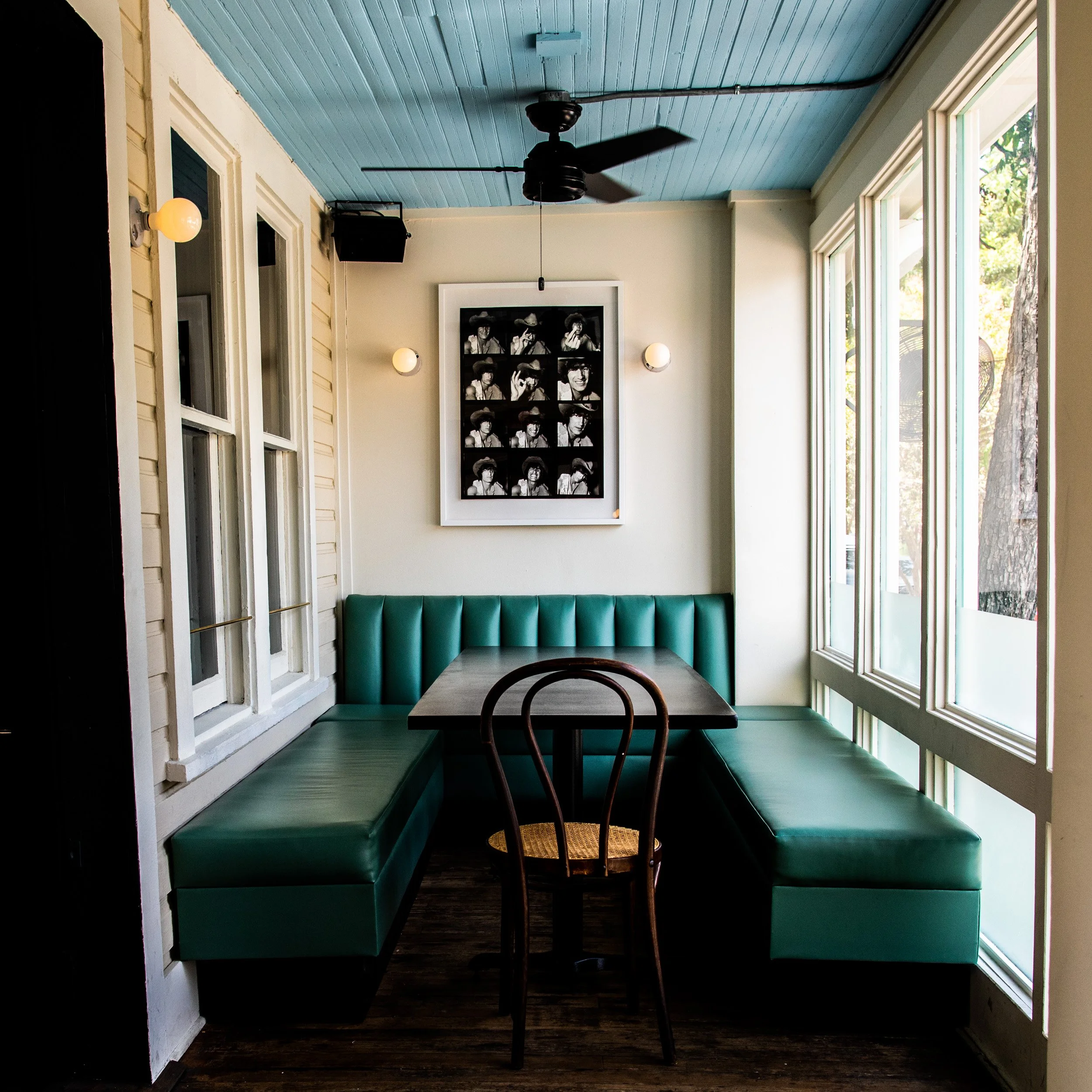 bar loretta 2.jpg