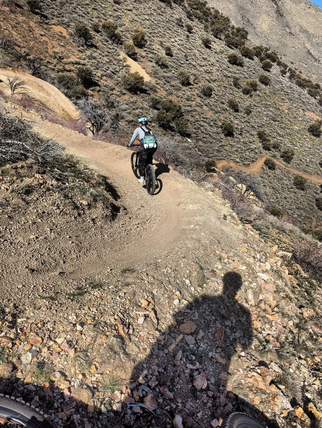 PSA!!! For those of you who are itching to get up to Golden Fleece, we have good news; it's dry and ready to ride! The winter did wonders to shape, smooth and naturalize the trail. For being finished so recently, it already looks like it's been there
