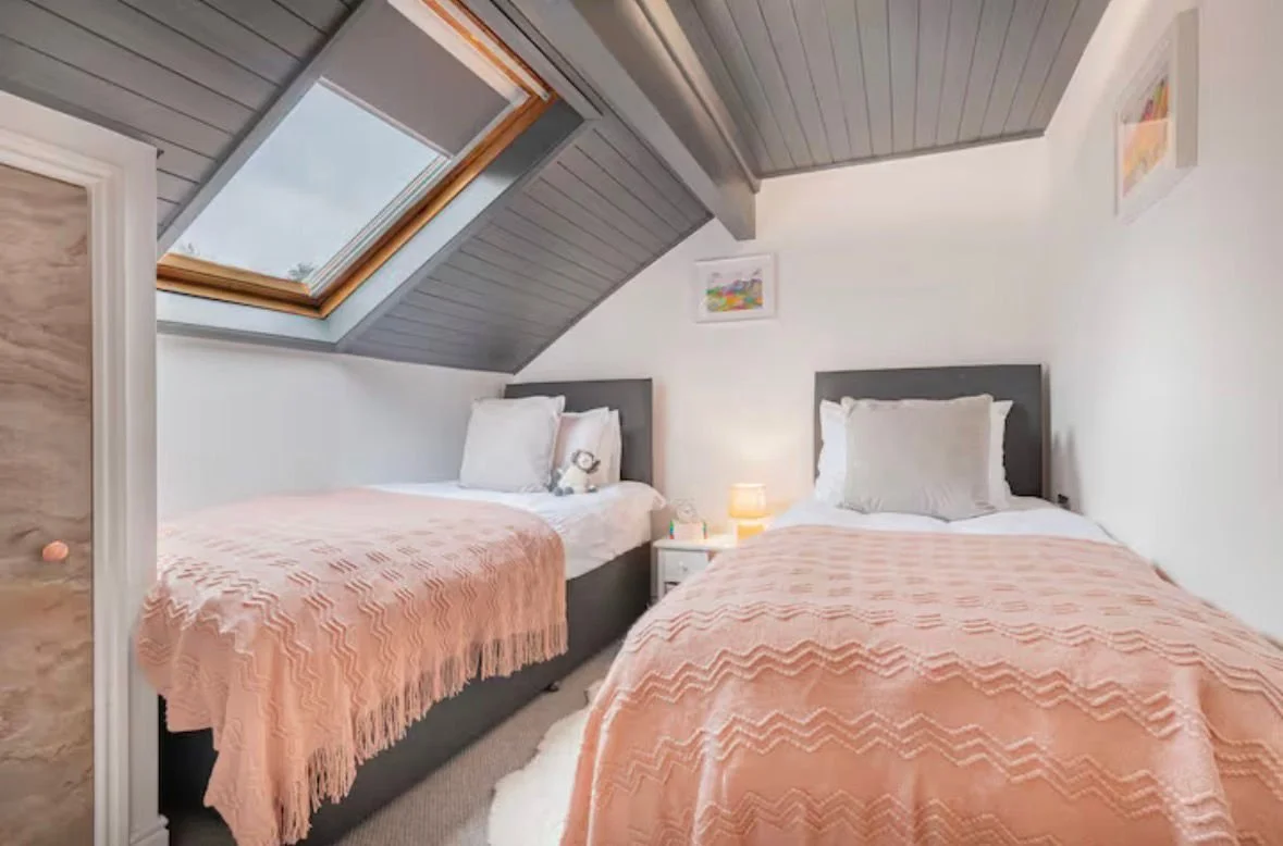 WhatsApp Image 2026-02-22 at 15.04.20 (1).jpeg