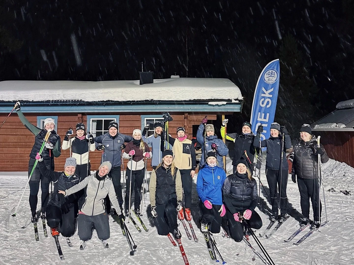 Ta med dig syrran, dottern, morsan, mormor eller tjejkompisarna p&aring; &aring;rets sista skidkurs! 
Ut med din gamla skidteknik och in med din nya🥂💫

Tisdag 30 dec kl 10:10-11:40
Grundkurs Klassiskt GIRLS ONLY

Inneh&aring;llet och uppl&auml;gget