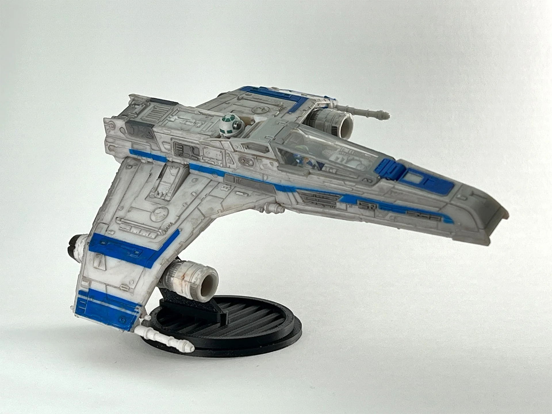 E-wing_0003_E Wing_0008_IMG_1054.jpg