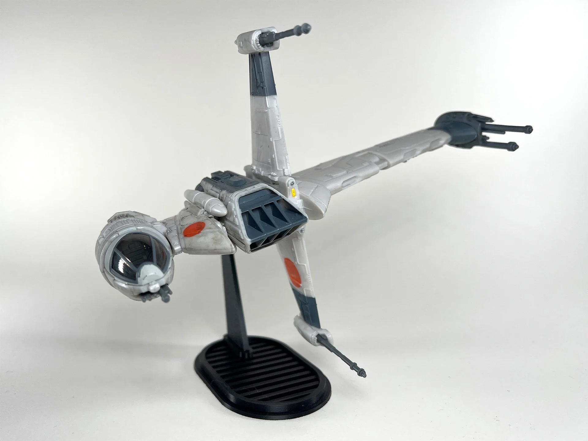 B-Wing Stand_0002_B Wing_0003_IMG_9730.jpg