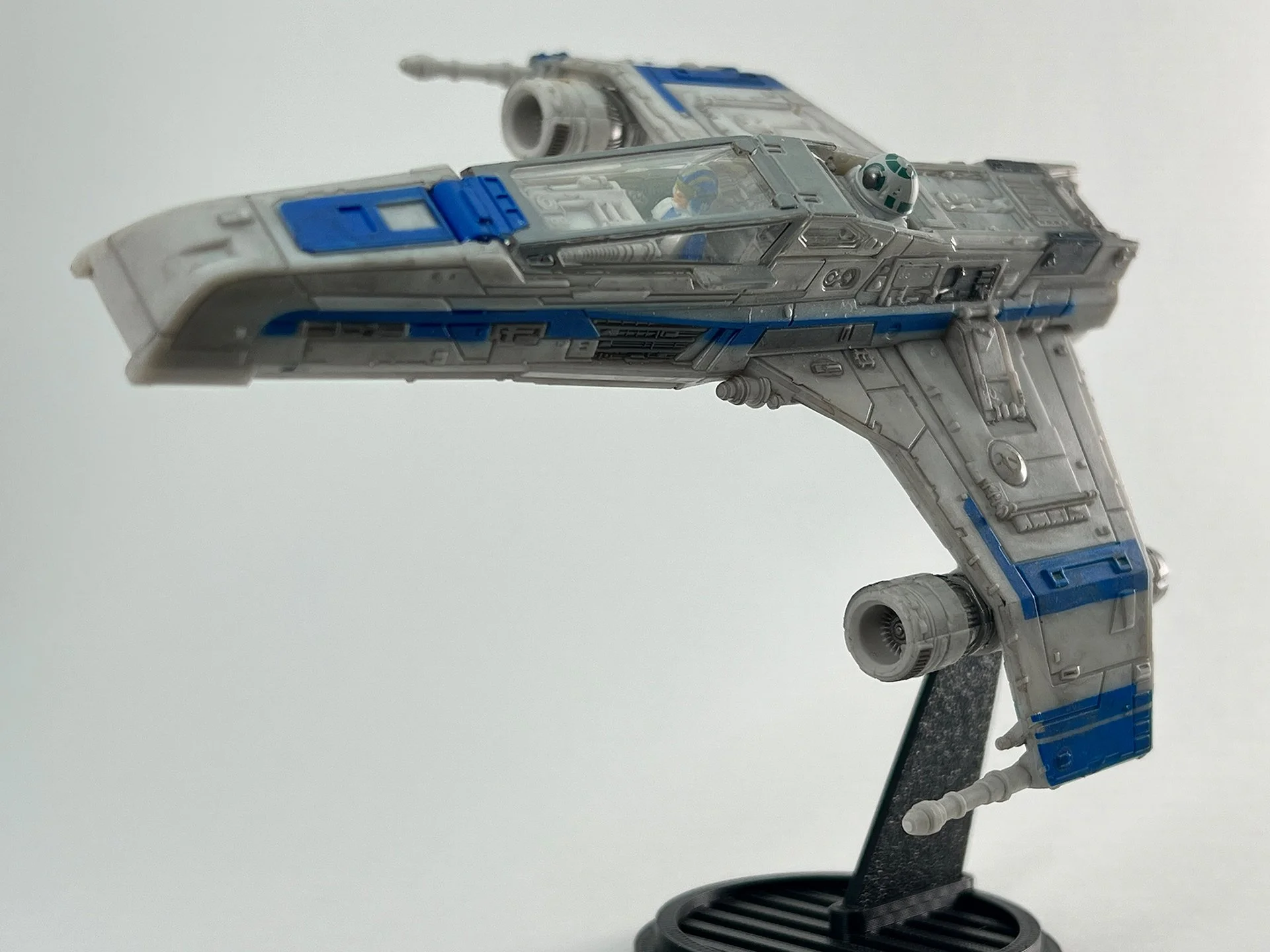 E-wing_0009_E Wing Square.jpg