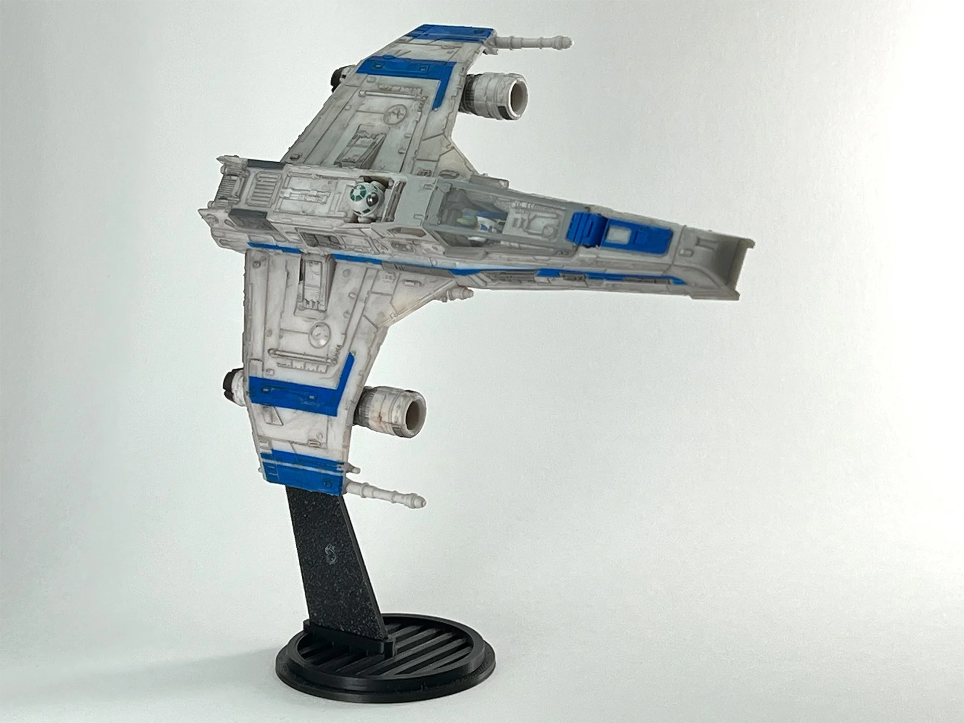 E-wing_0007_E Wing_0004_IMG_1059.jpg