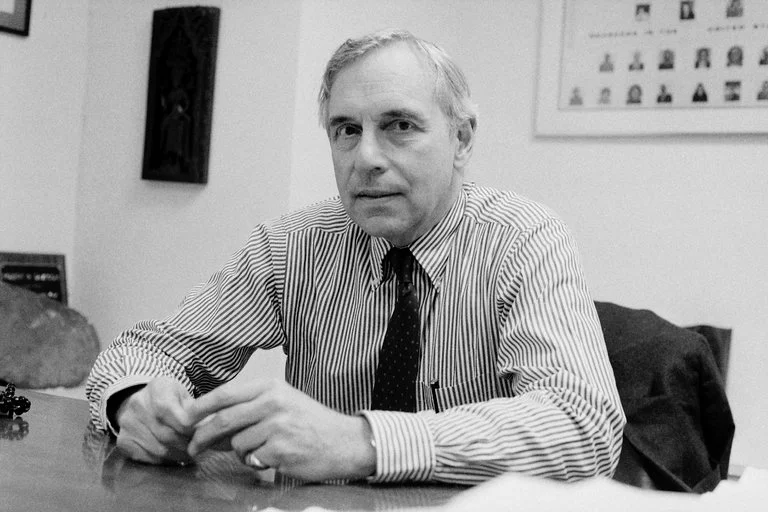 DeVecchi Nytimes 1992