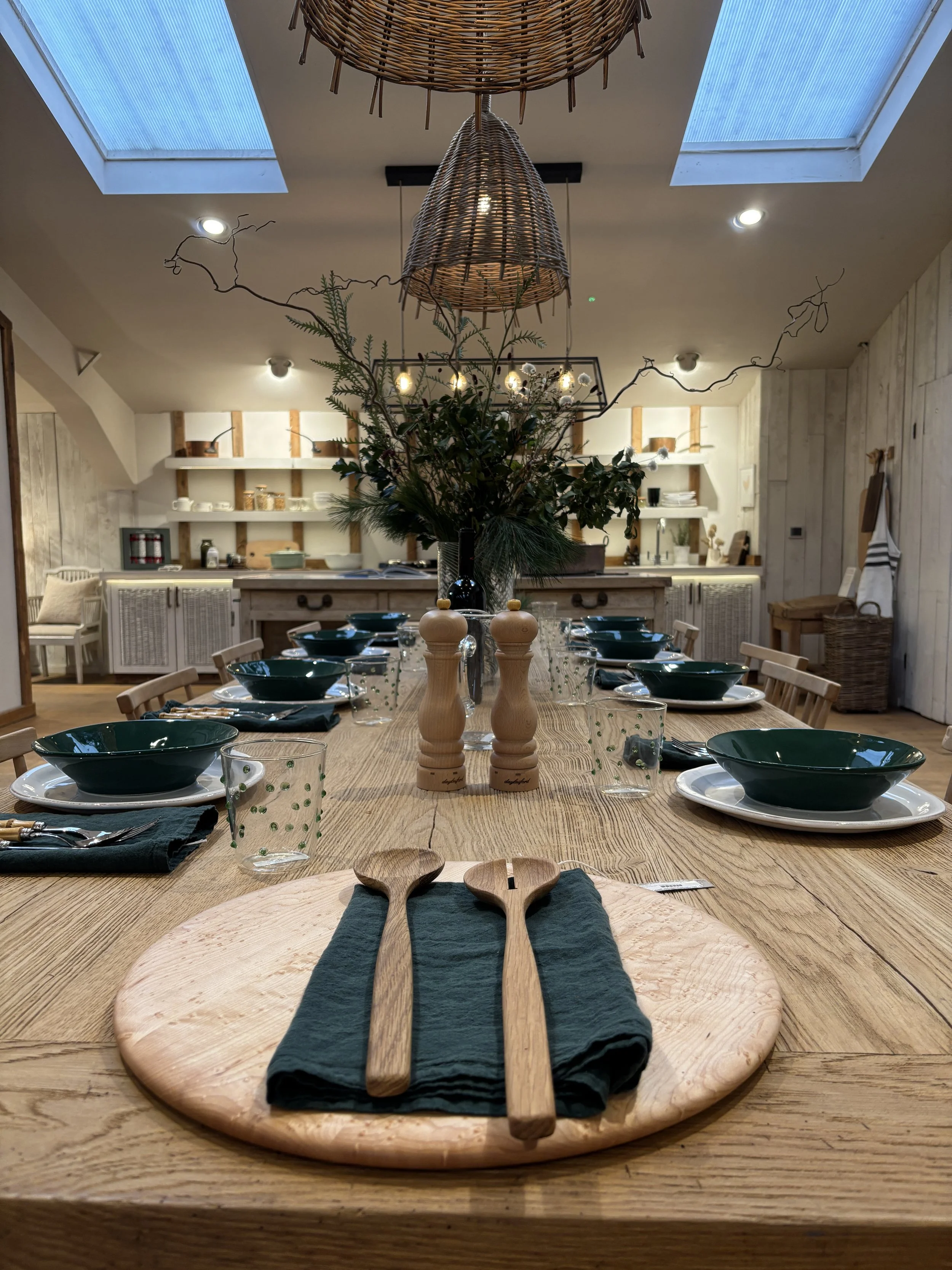 Table set for a private gastronomic evening