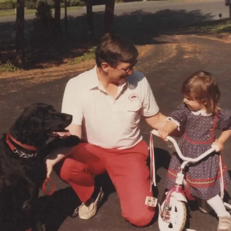 Chessie%2C+dad%2C+tricycle.jpg