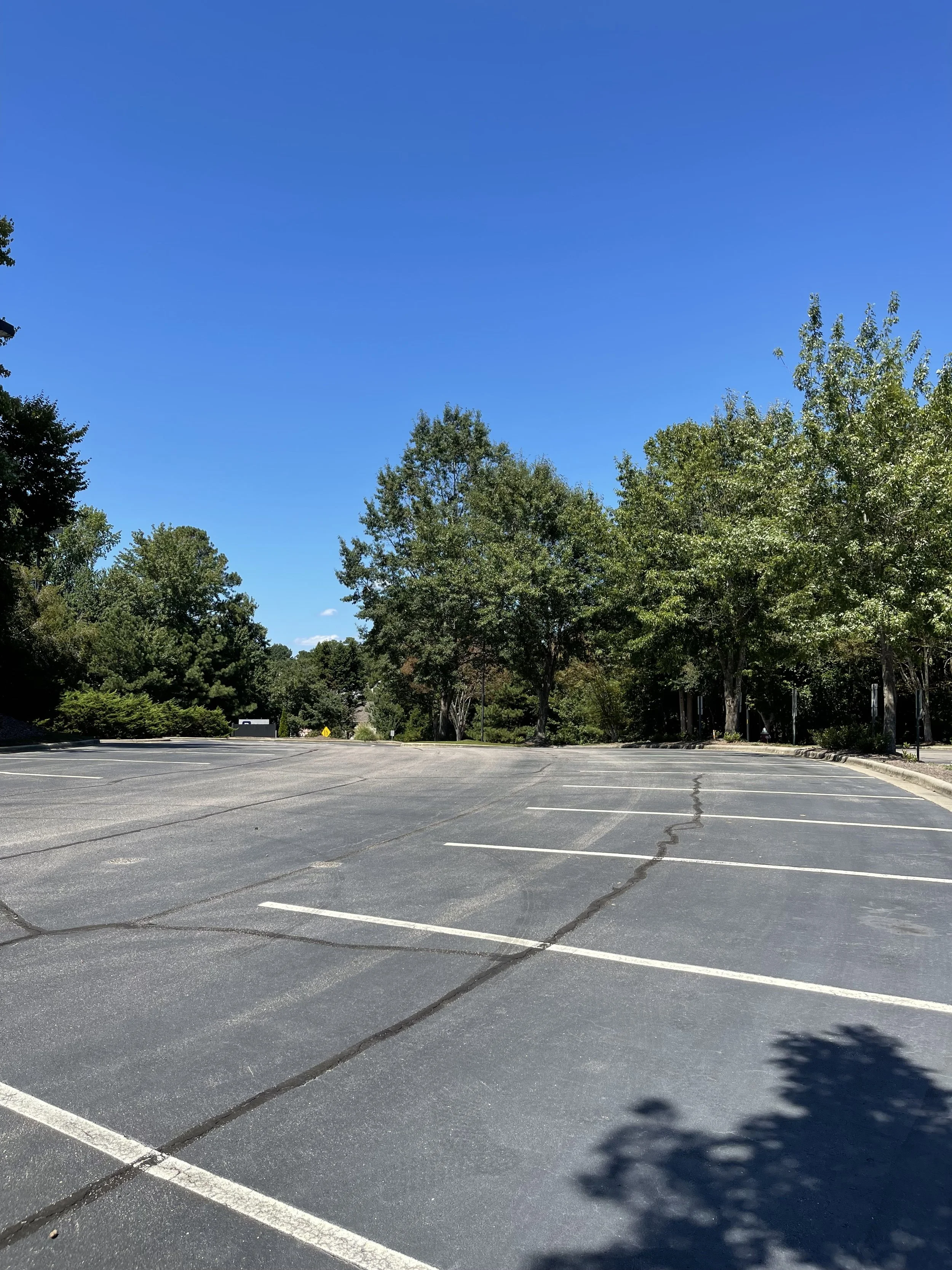 Large parking lot at The Perry Exchange free to use for members