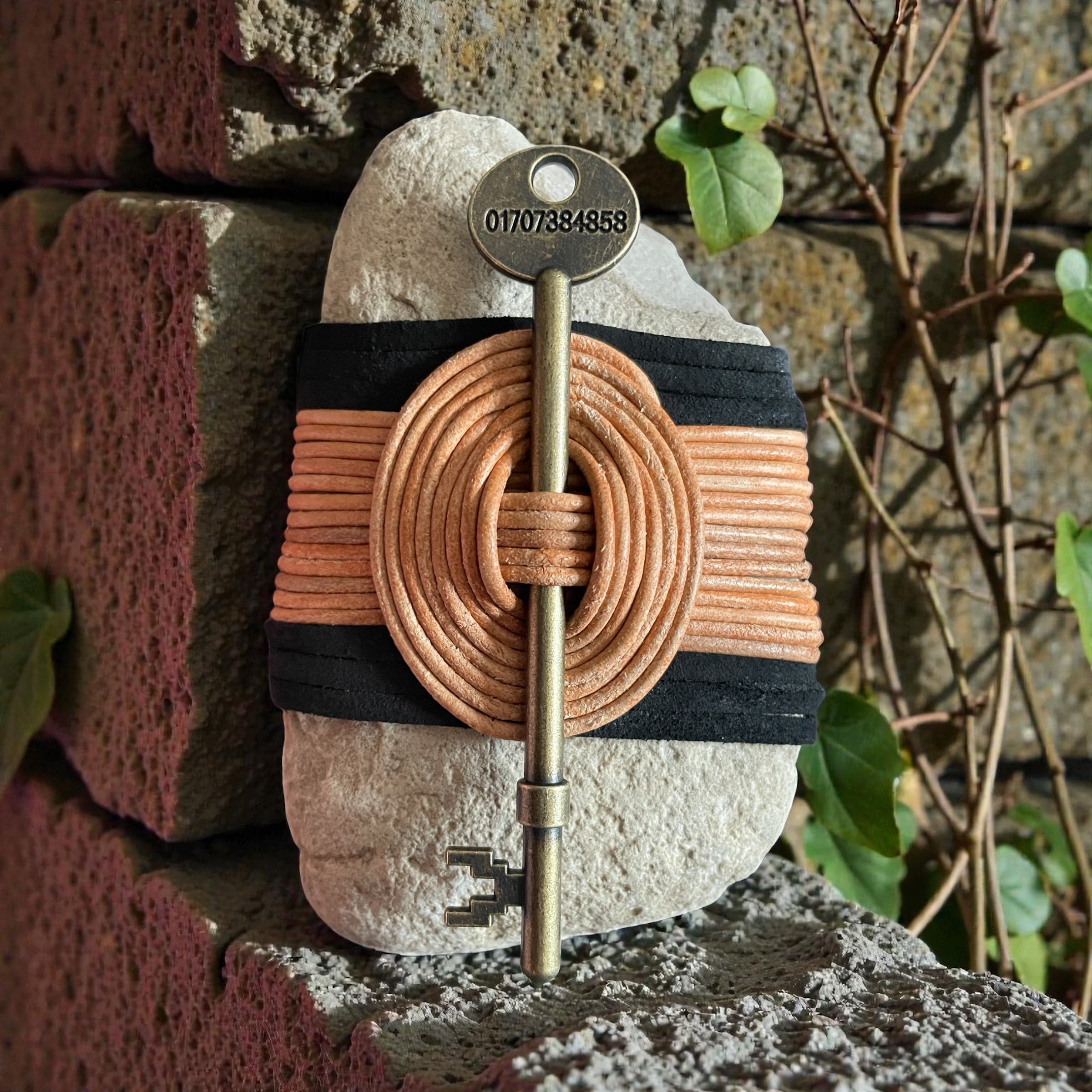 Leather Circle Wrapped Long Simple Key Stone