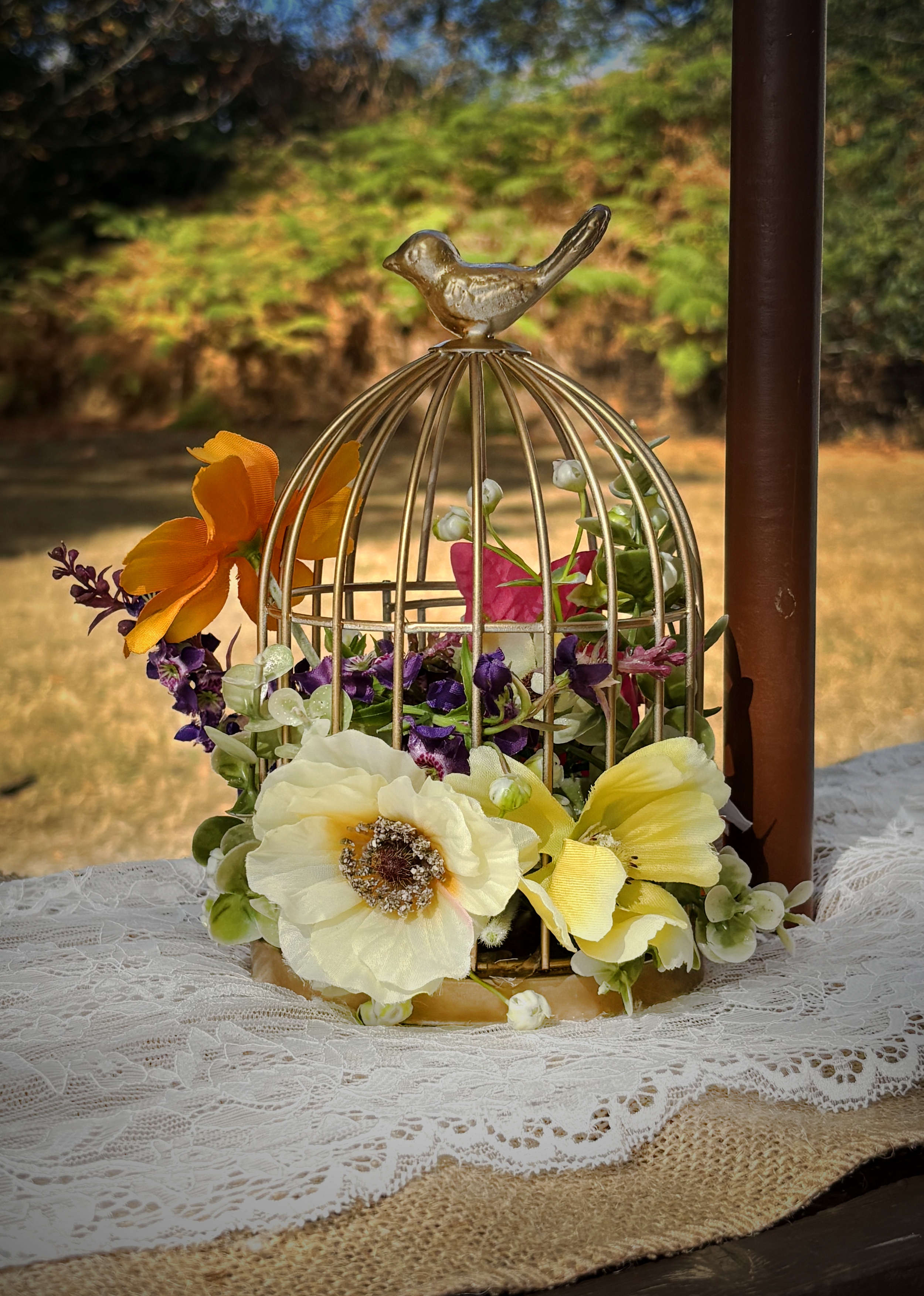 kids table bird box.png