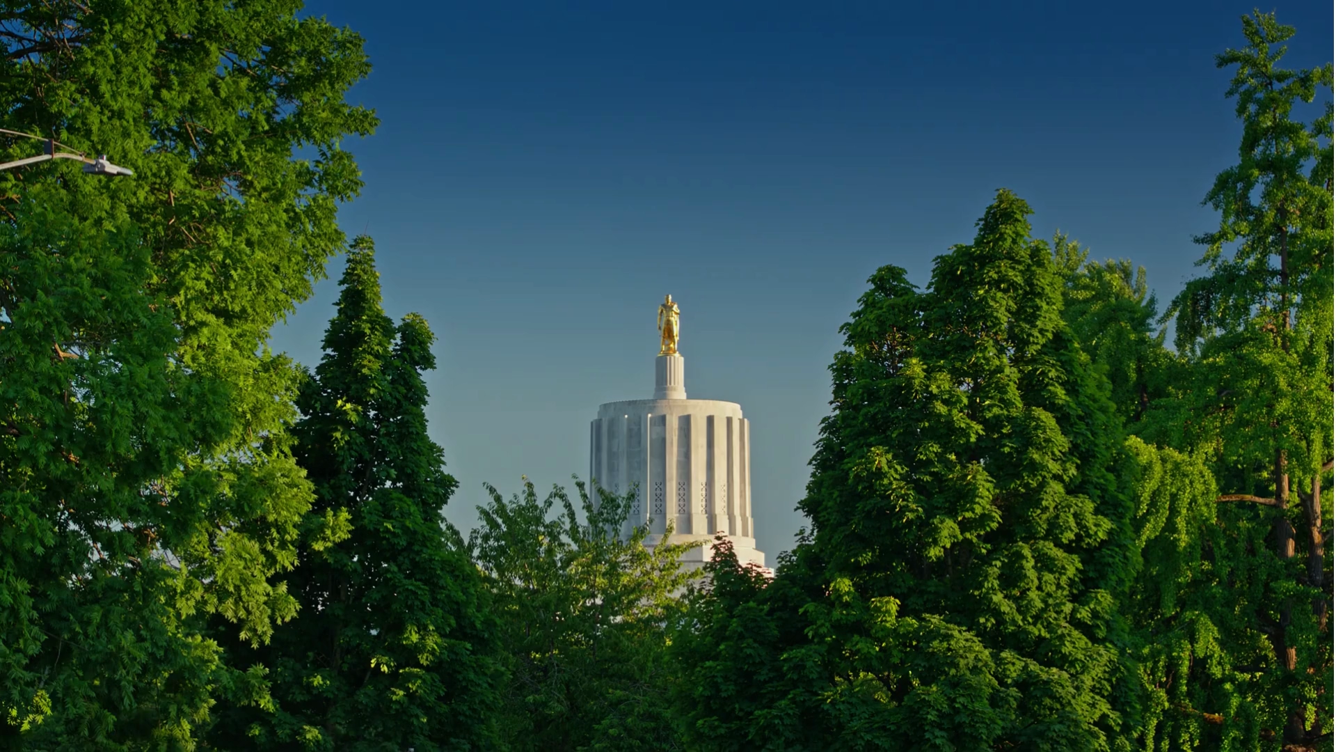 Salem Capitol.png