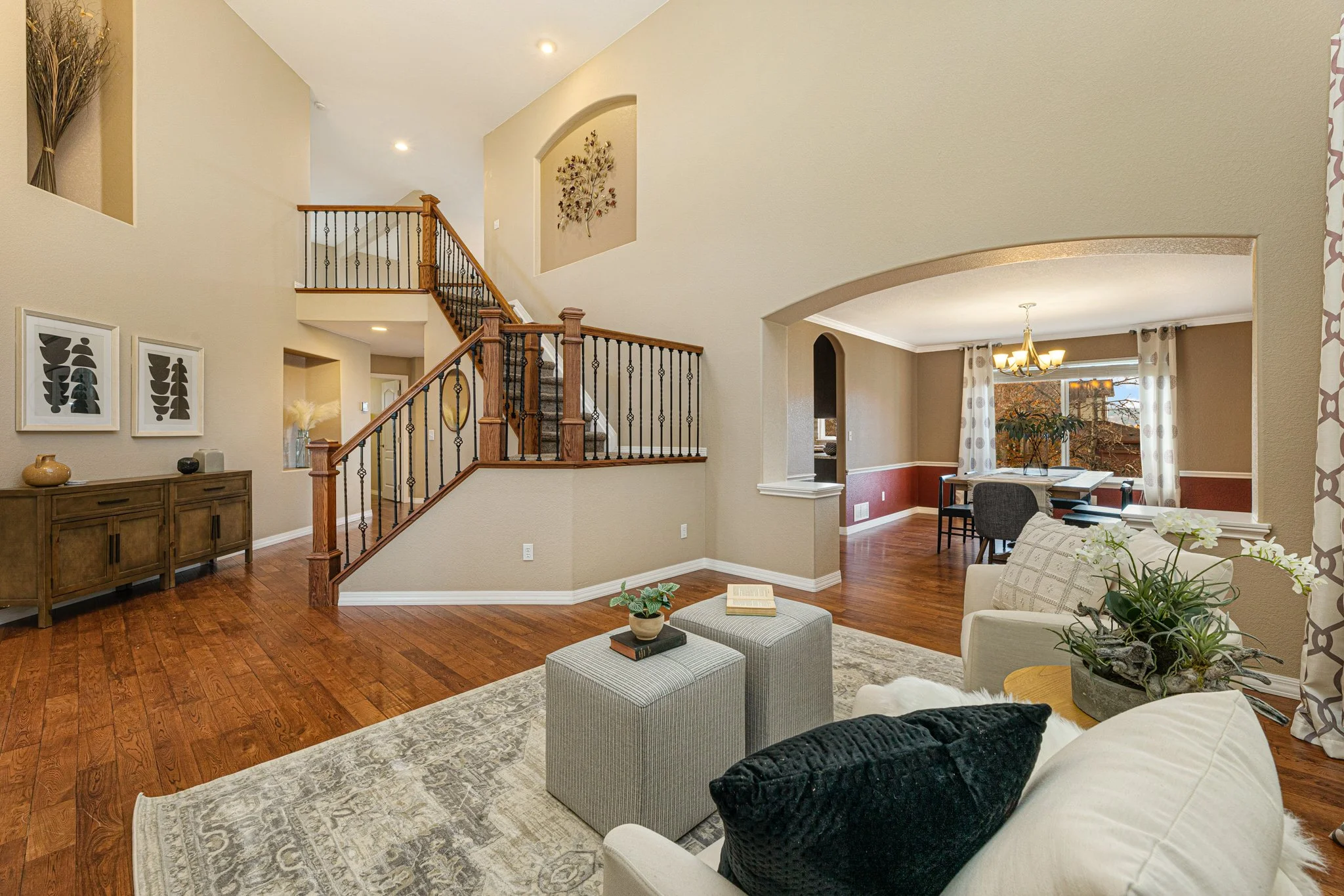 Home and Lens-08.jpg