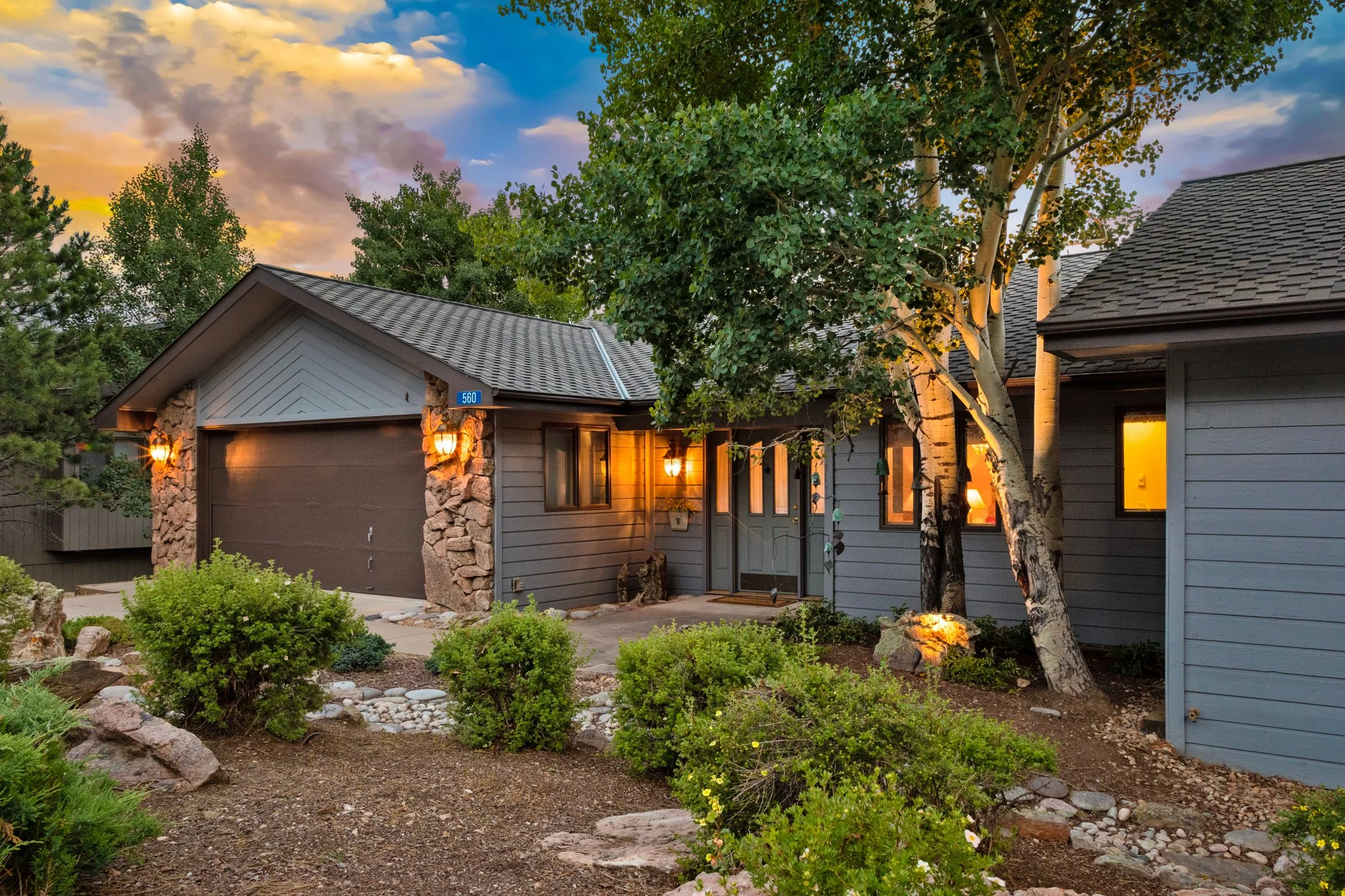 Home and Lens-01-2.jpg