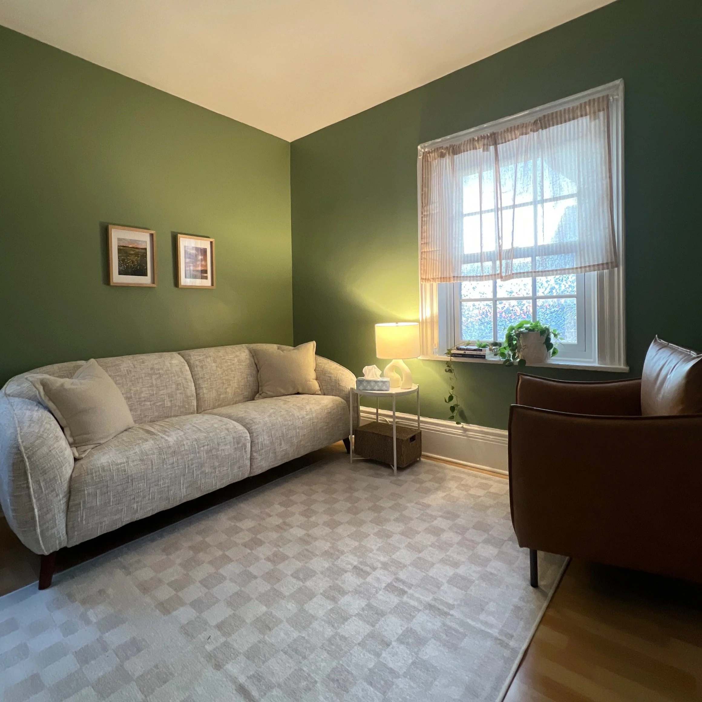 Photo of the interior of the Kindred Counselling office.