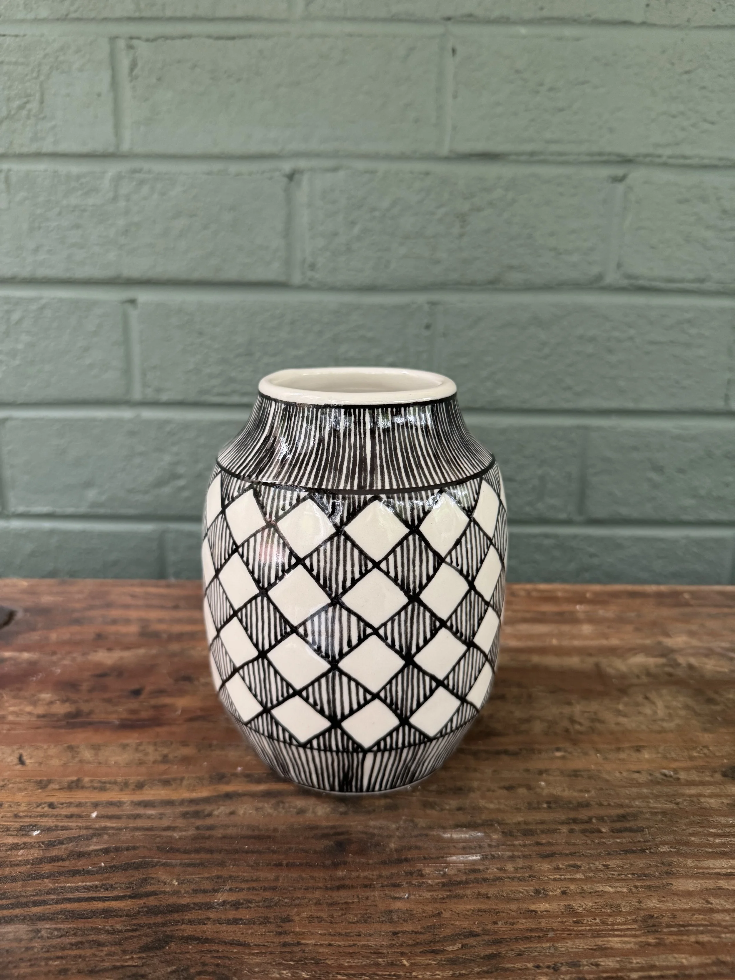 MOTHER'S DAY VASE 17 + FLOWERS