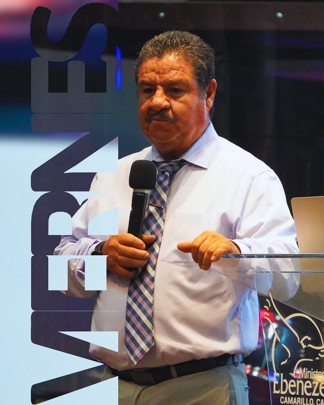 Según 2 Corintios 5:20 nosotros somos representantes del Reino De Dios, debemos de obtener un buen testimonio para que podamos ser luz en medio de las tinieblas.  Que el Señor ilumine los ojos de tu corazón para que puedas ver la