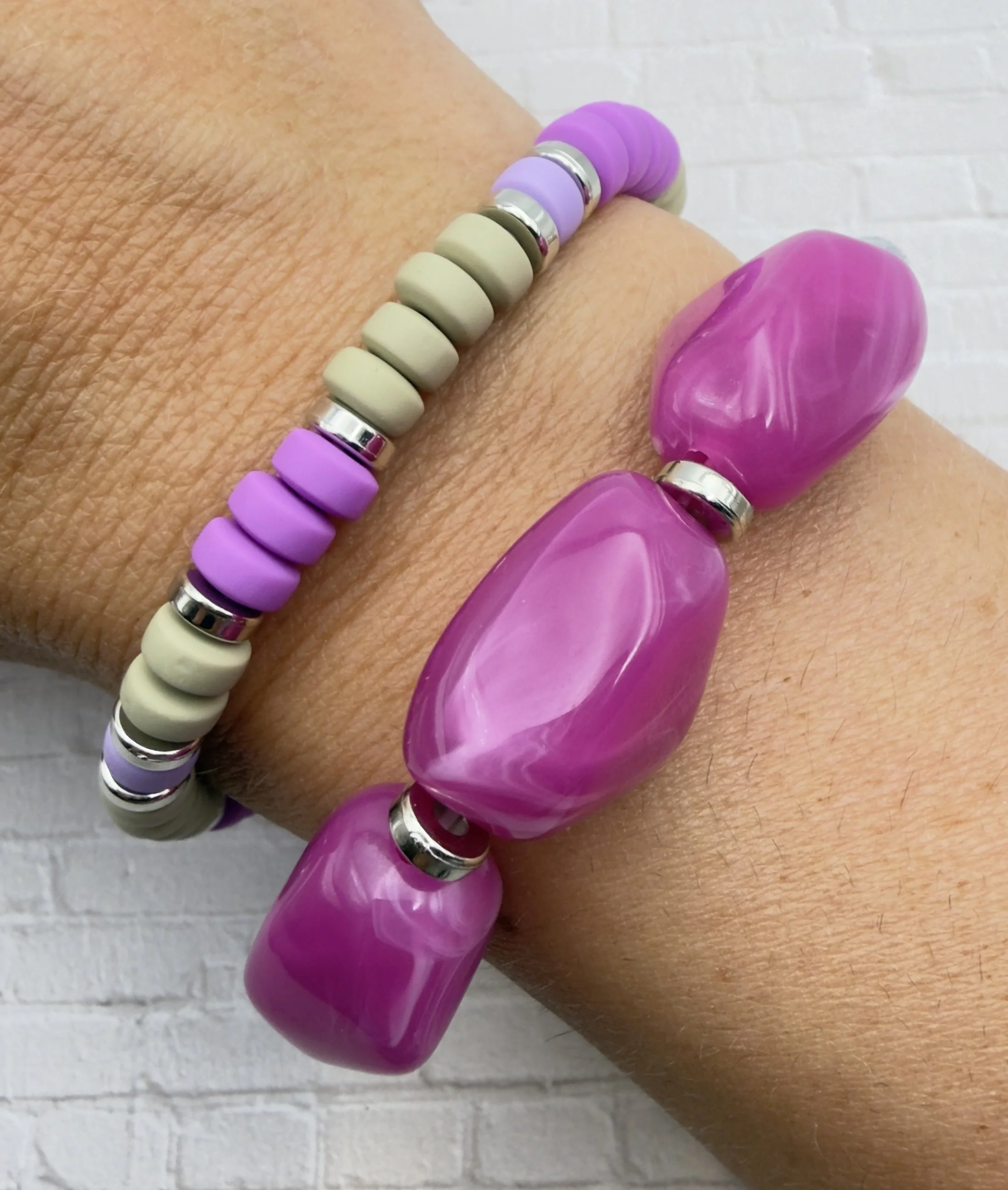 Marbled Magenta Beaded Bracelet Set