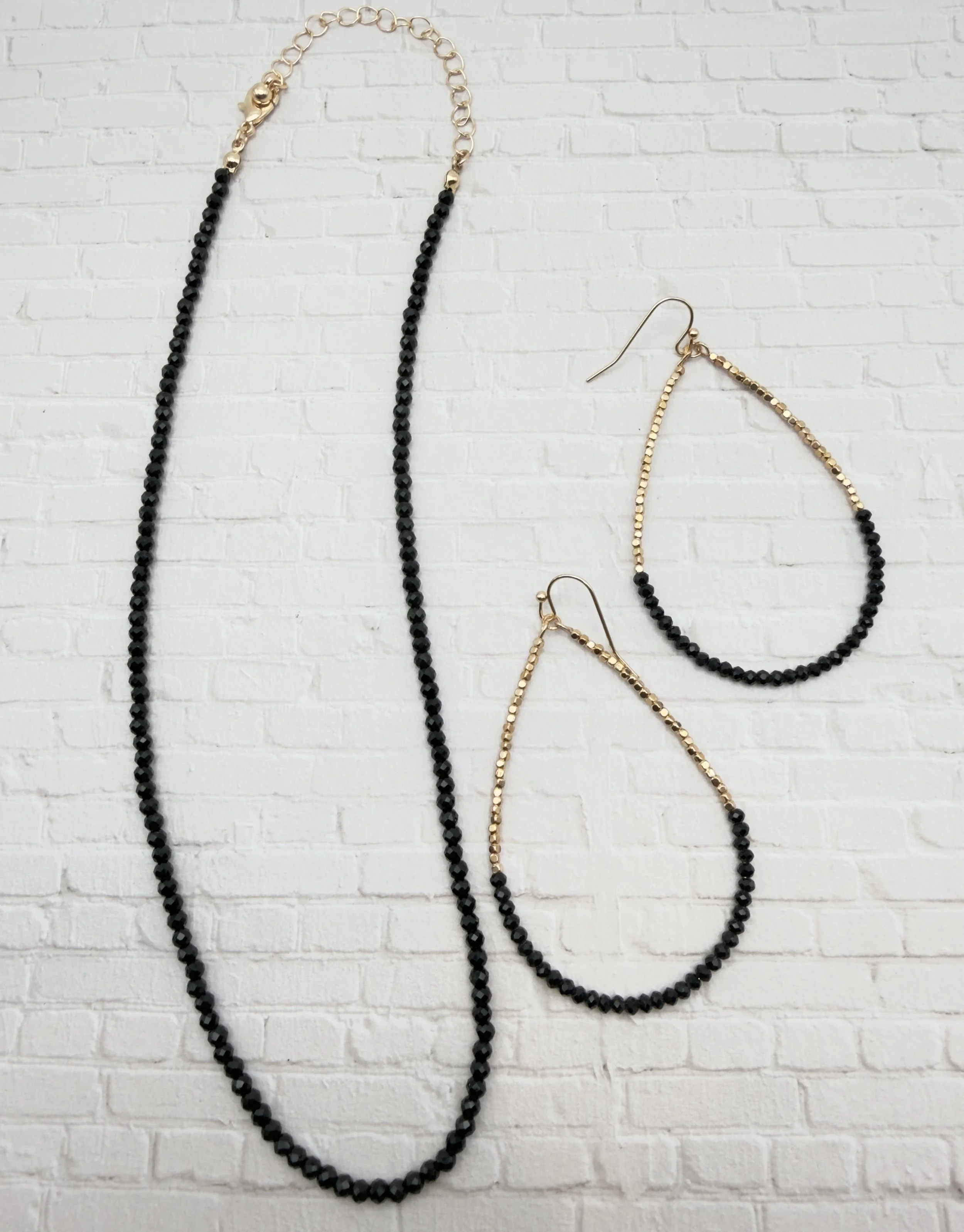 Gold and Black Teardrop Earrings and Necklace set