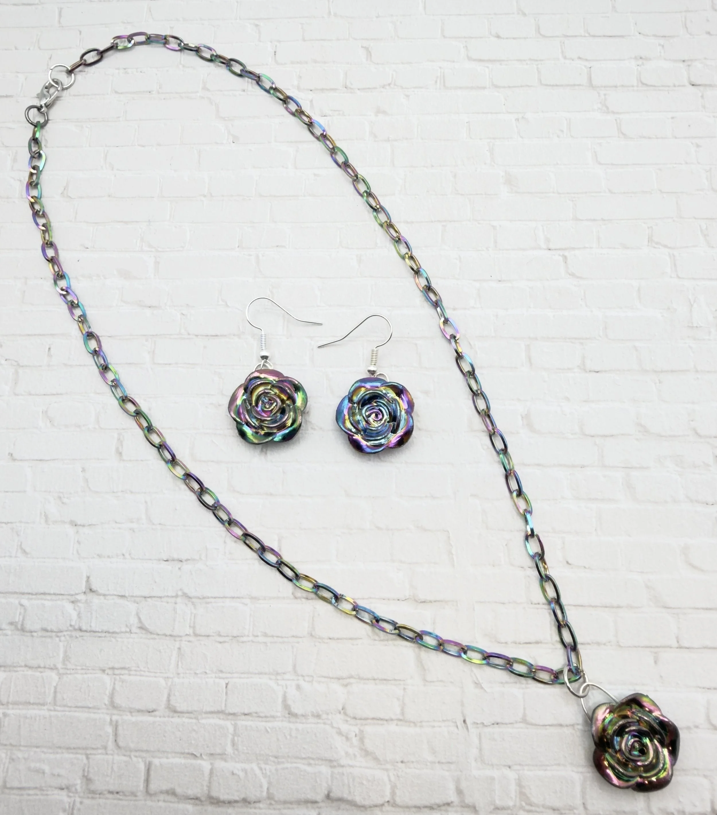 Enchanted Iridescent Rose Jewelry Set