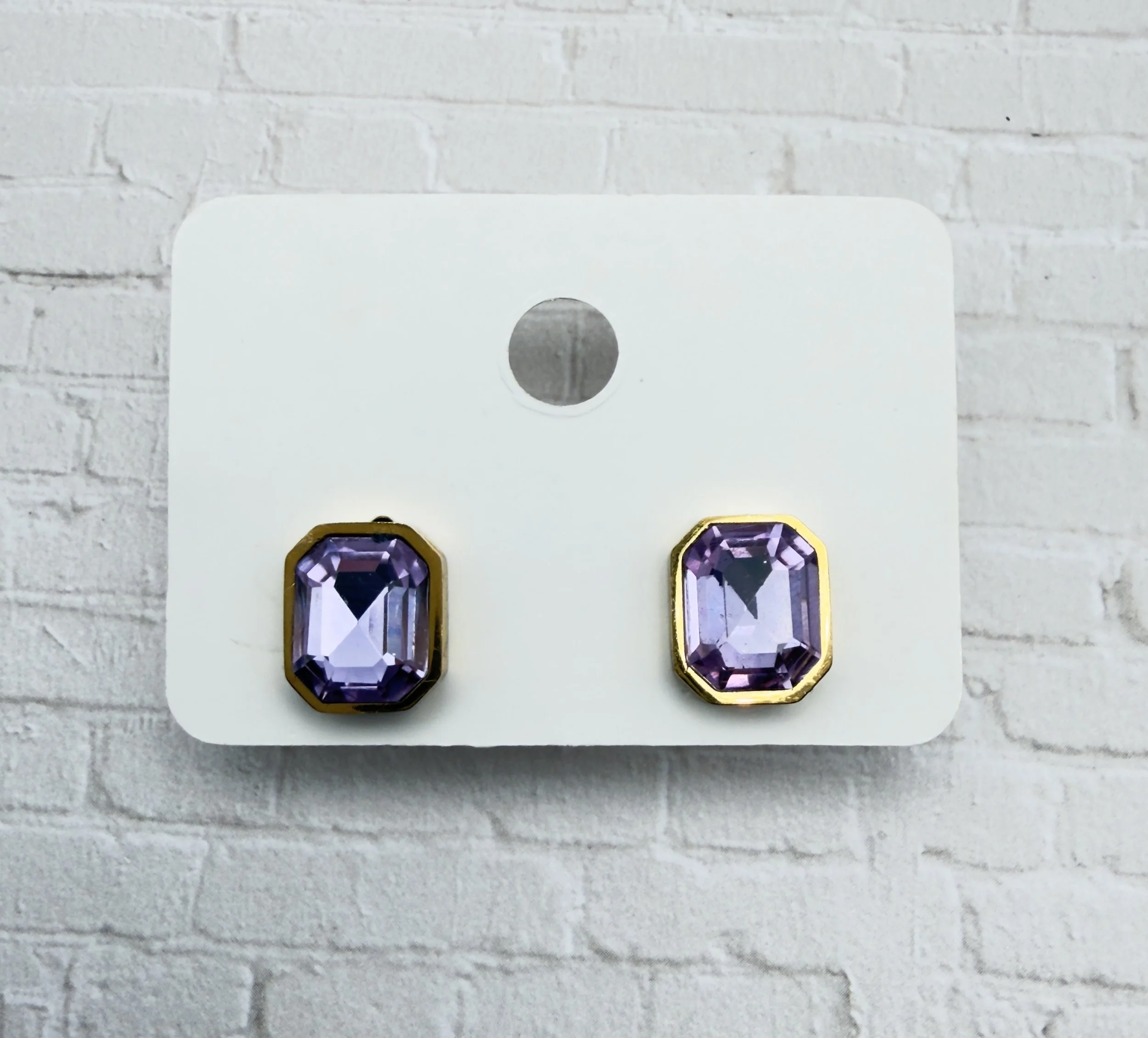 Lavender Emerald cut posts