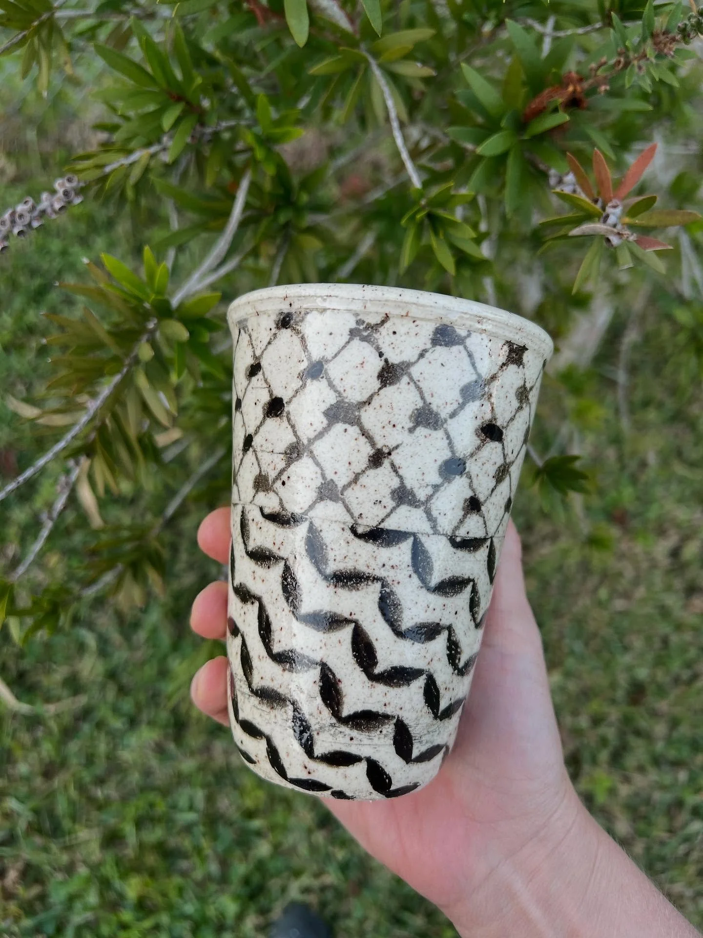 🍉 POTTERS FOR PALESTINE RAFFLE 🍉

DO NOT PAY ANYONE FOR THIS! Payments for the winner will be made directly to mutual aid! Beware of scammers!!! 

This screenprint &amp; stamped ceramic tumbler I made is up for auction as a part of the global &amp;