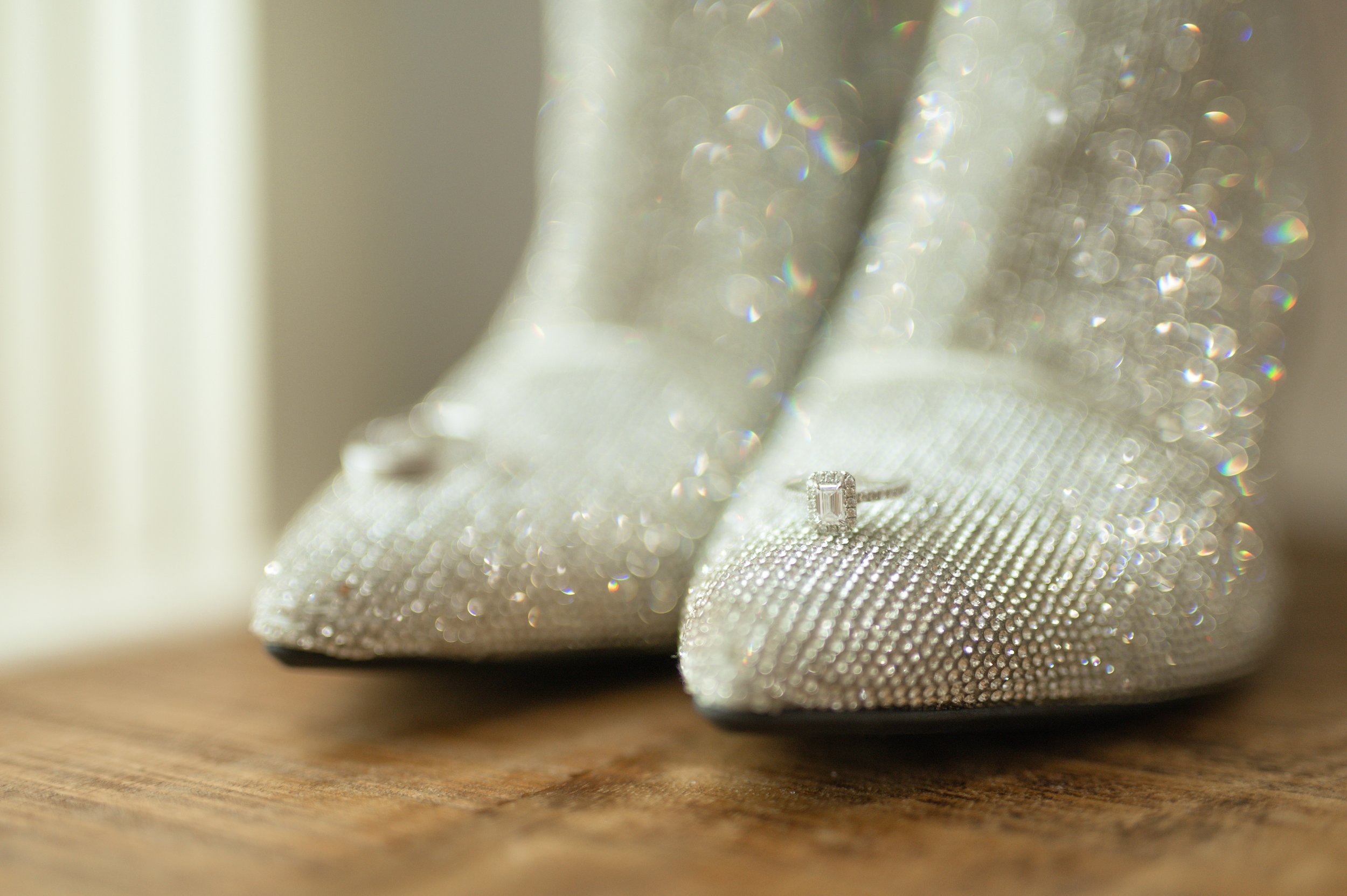 Hilton Farms Wedding Venue in Utica Kentucky showcasing a professionally styled wedding reception setup