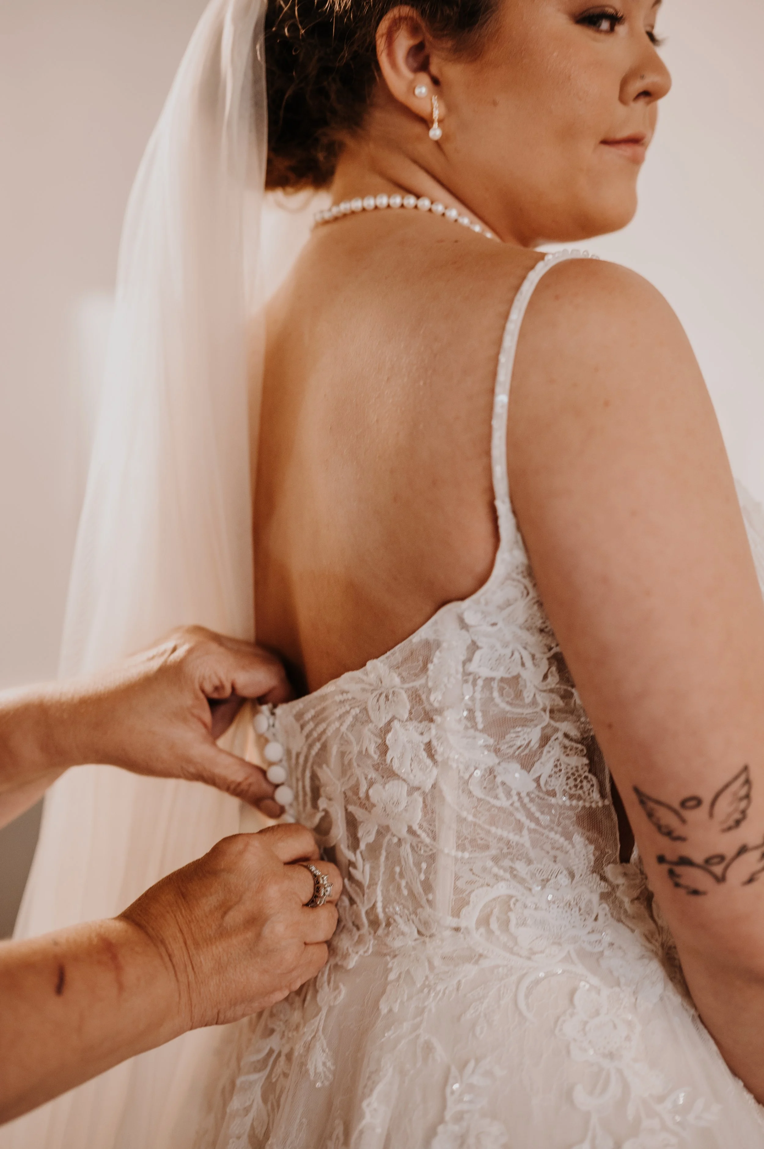 Detailed wedding day timeline created by a professional wedding planner in Western Kentucky