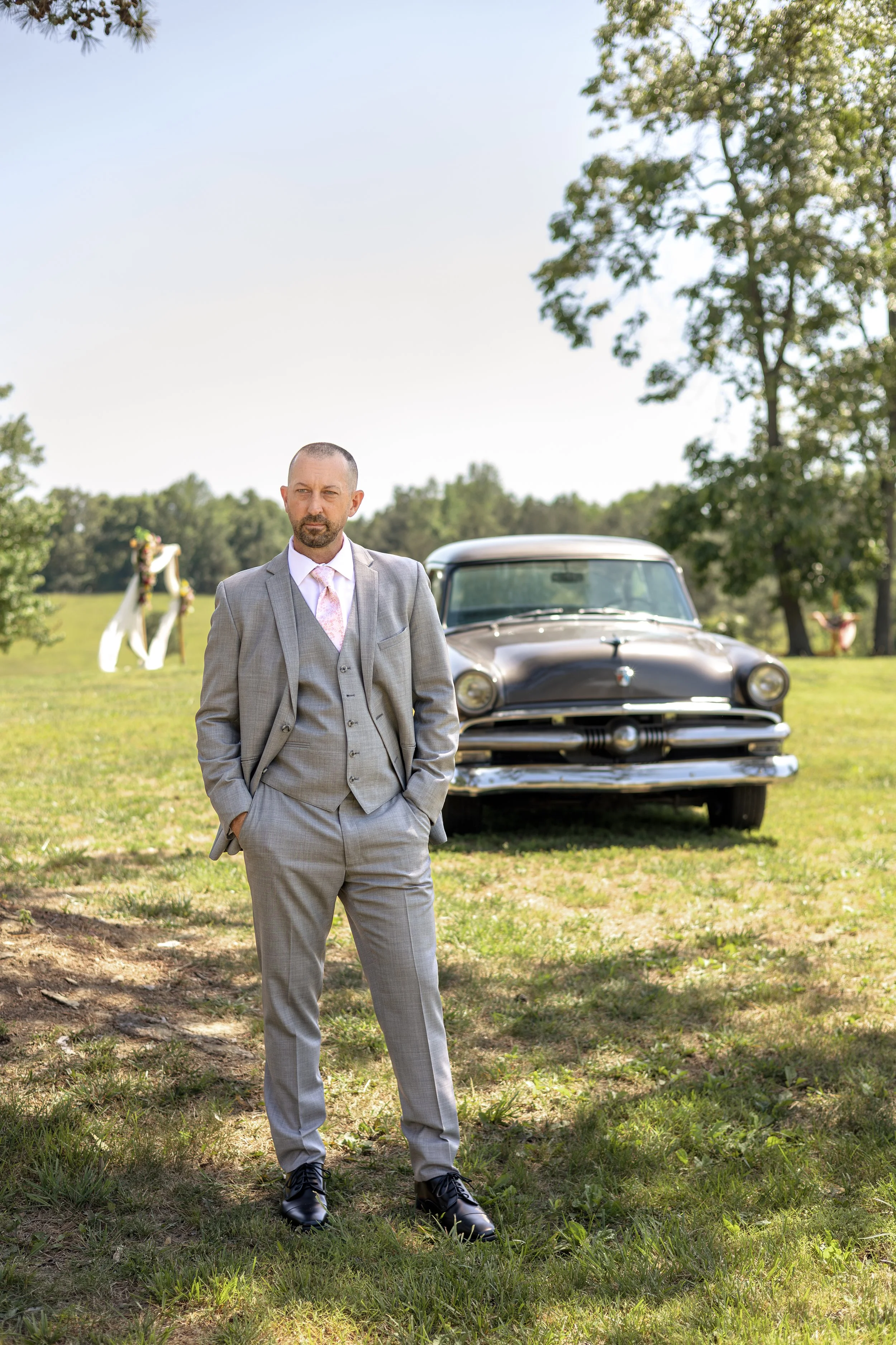 Partial inclusive wedding package at Hilton Farms LLC, offering wedding venue and vendor services near Bowling Green, Nashville, and Evansville.