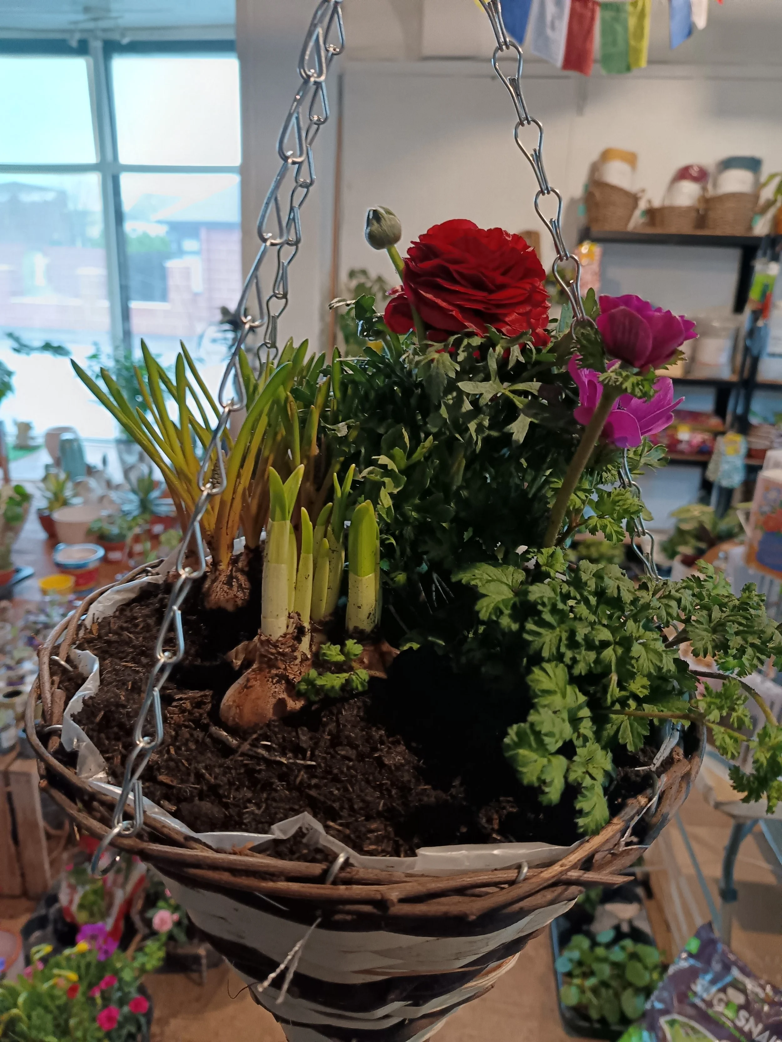 Cone Wicker Hanging Basket With Chain