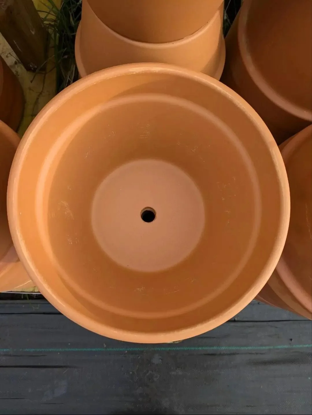 Terracotta_Half_Pot-5.jpg