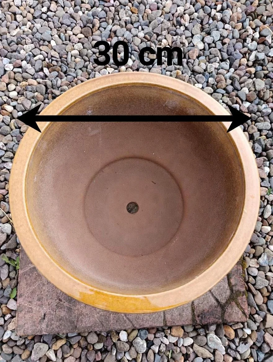 YW_Cera_Garden_Planter-2.jpg