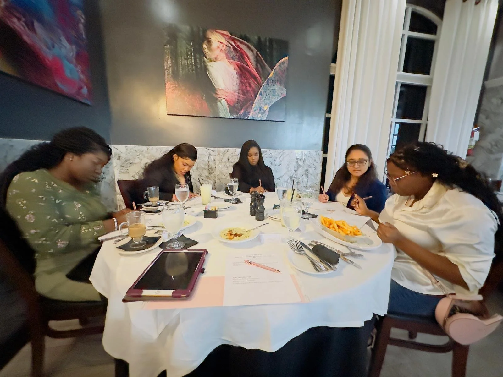 PHOTO-2024-11-08-00-33-14 6.jpg