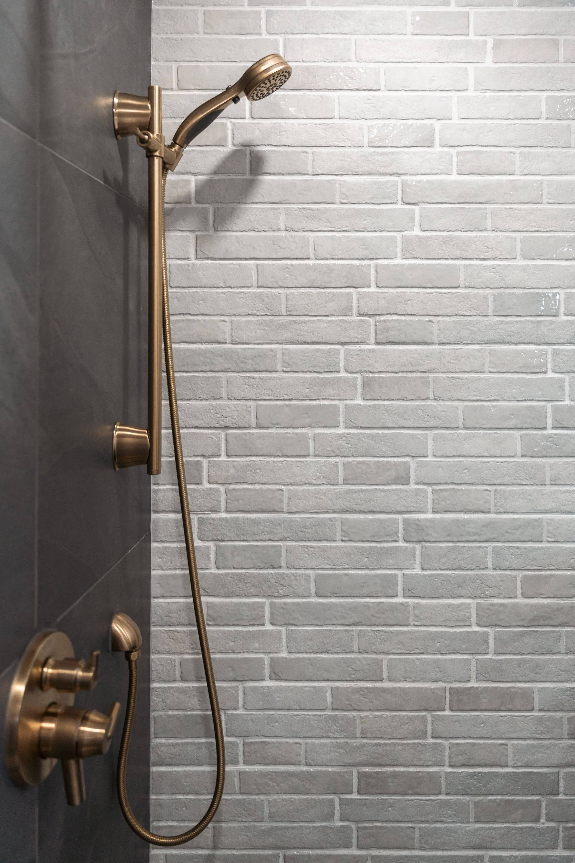 Pierre naturelle, douche, brass, salle de bain