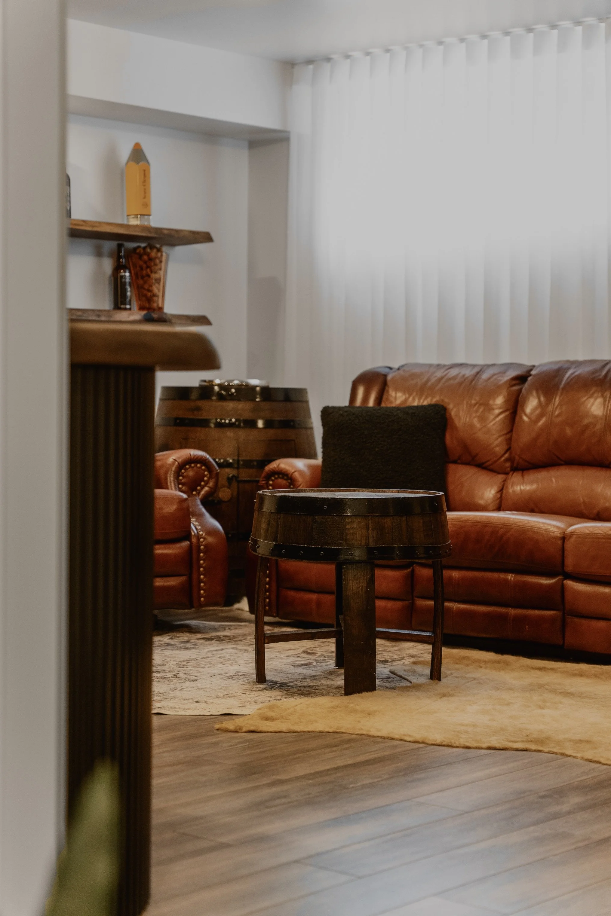 Salon, man cave, rétro, bar sur mesure, custom, chalet