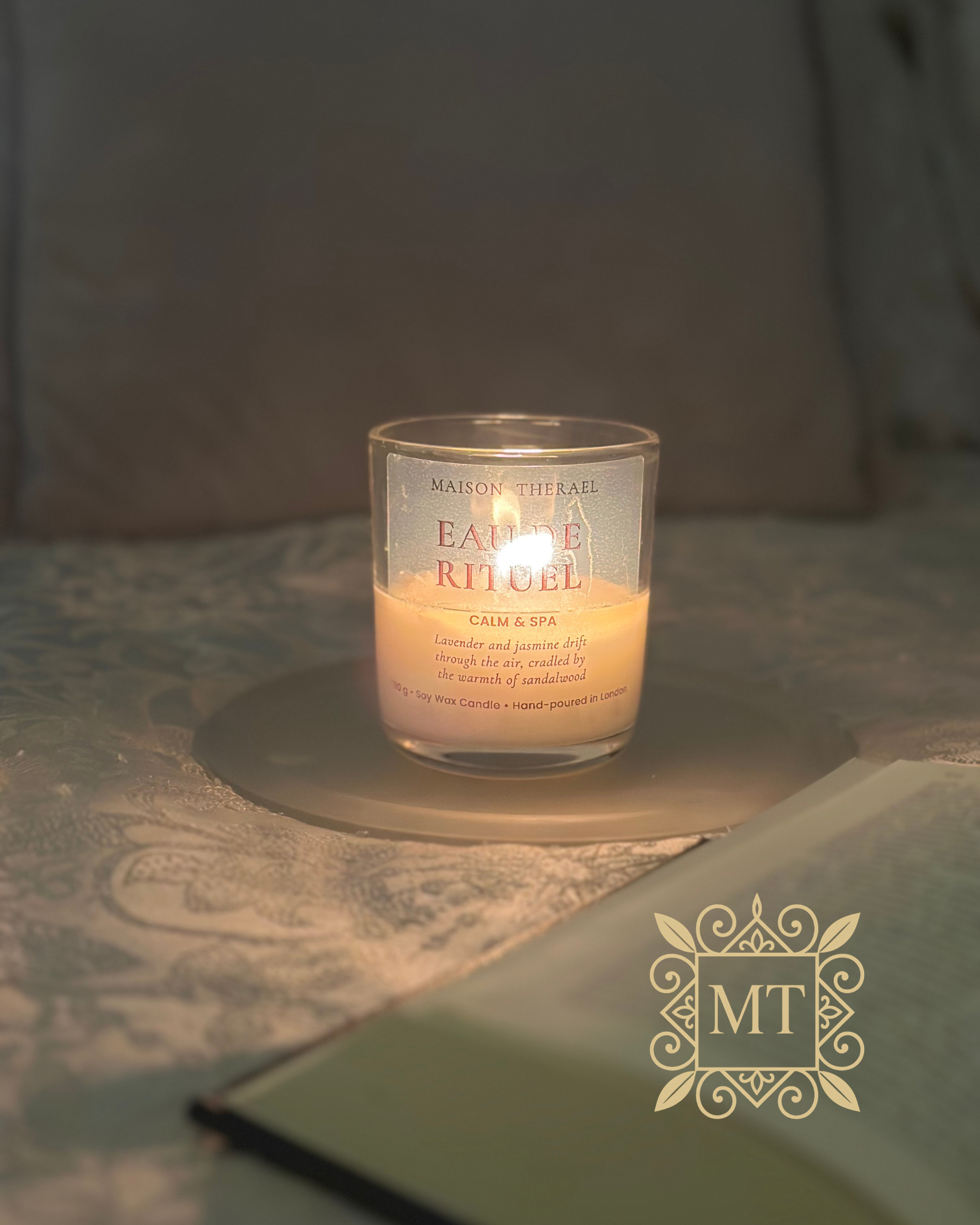eau-de-rituel-soy-candle-maison-therael-8.png