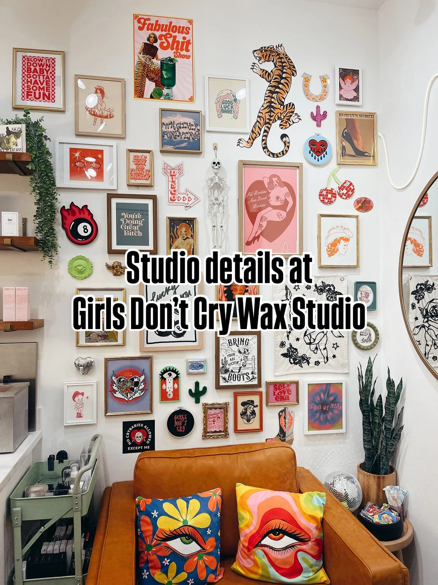 little details that you&rsquo;ll find at Girls Don&rsquo;t Cry Wax Studio 🫶🏻

a fun, clean and comfortable wax studio waiting for you 😘