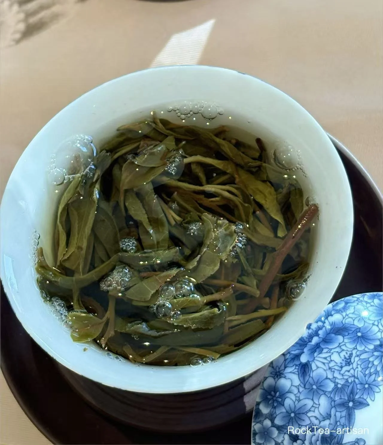 Tengtiao Pu'erh liquid with a natural honey sweet and orchid aroma.jpg