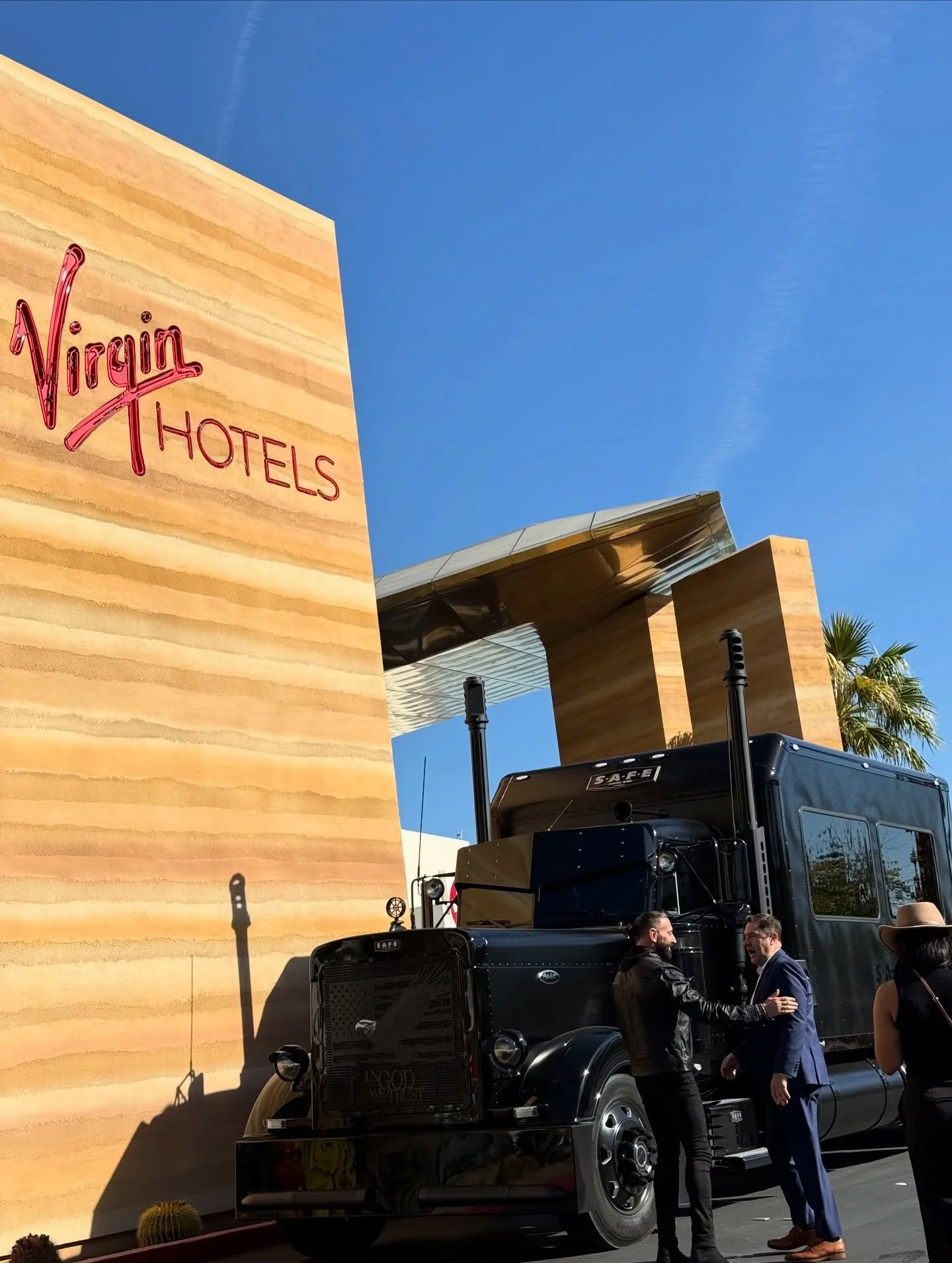 Progress doesn&rsquo;t always look loud. 😉
Sometimes it&rsquo;s quiet obedience, silent battles, and choosing faith when no one&rsquo;s watching. God honors that. 

#virginhotel #lasvegas #thesaferig #rigofinstagram #customrig