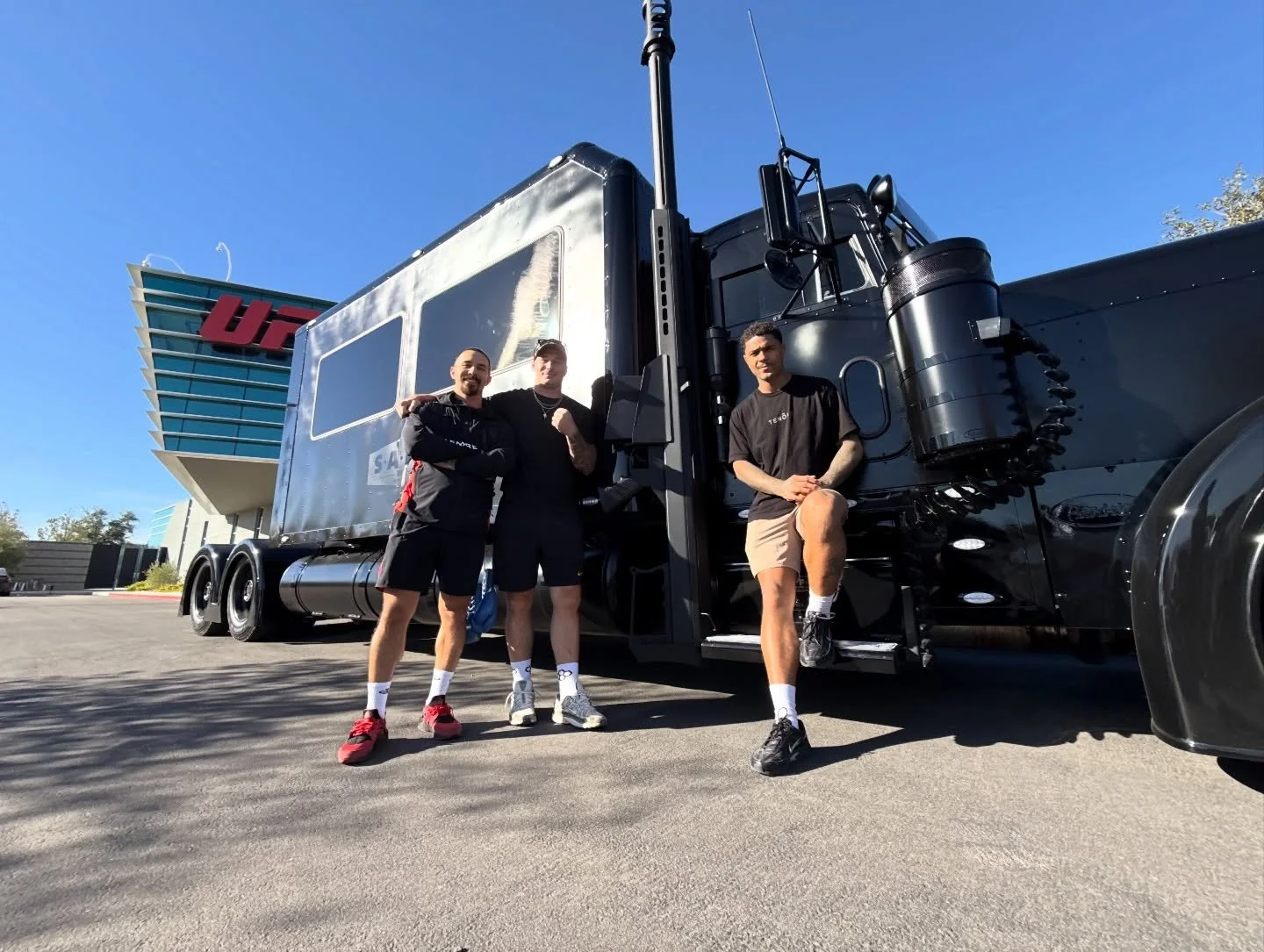 Stay steady. The fight&rsquo;s not over yet. 💪
It&rsquo;s easy to talk when the armor&rsquo;s going on - but victory belongs to those who endure and give God the glory when it&rsquo;s done. 

Don&rsquo;t be a boxer swinging in the air. But rather, b