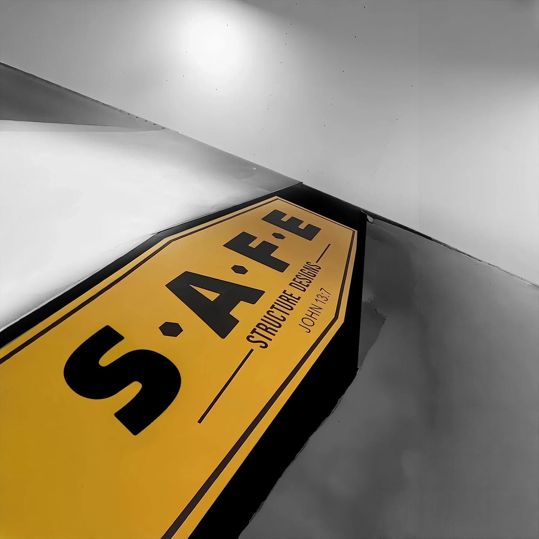 Strength that doesn&rsquo;t disappoint you! 💪
Your armor should not be metal but rather faith. It&rsquo;s God&rsquo;s Word that defends you, His Spirit that guides you, and His truth that keeps you standing when the enemy pushes back. 

#thesaferig 